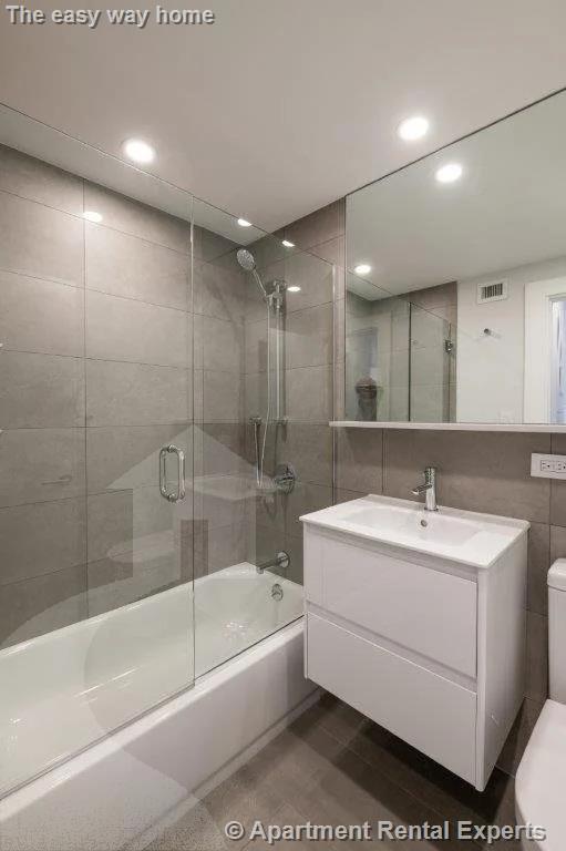 1410 Columbia St, South Boston