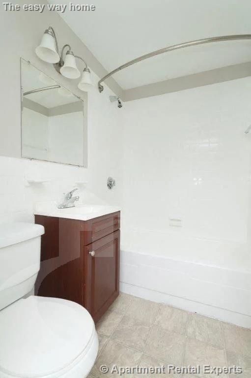 1410 Columbia St, South Boston