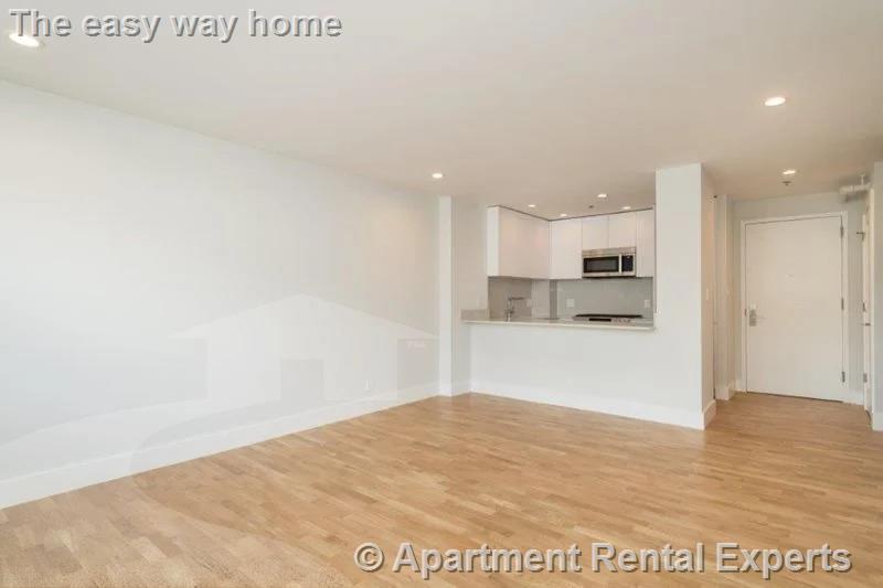 1410 Columbia St, South Boston