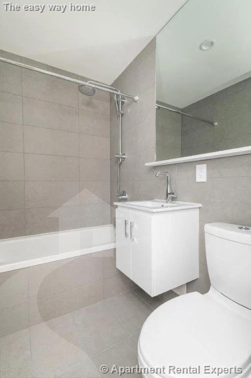 1410 Columbia St, South Boston