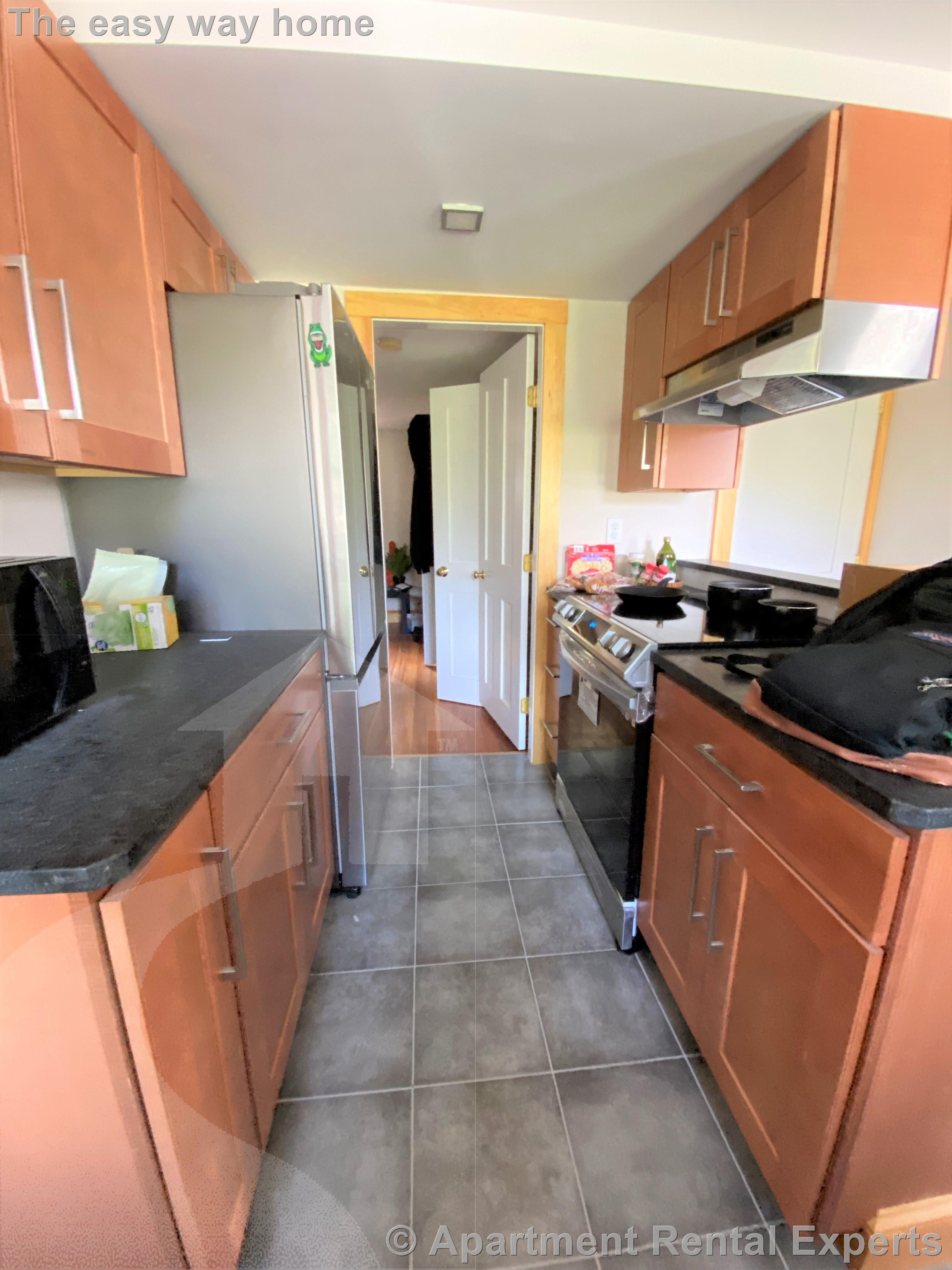 9 West St, Central Square