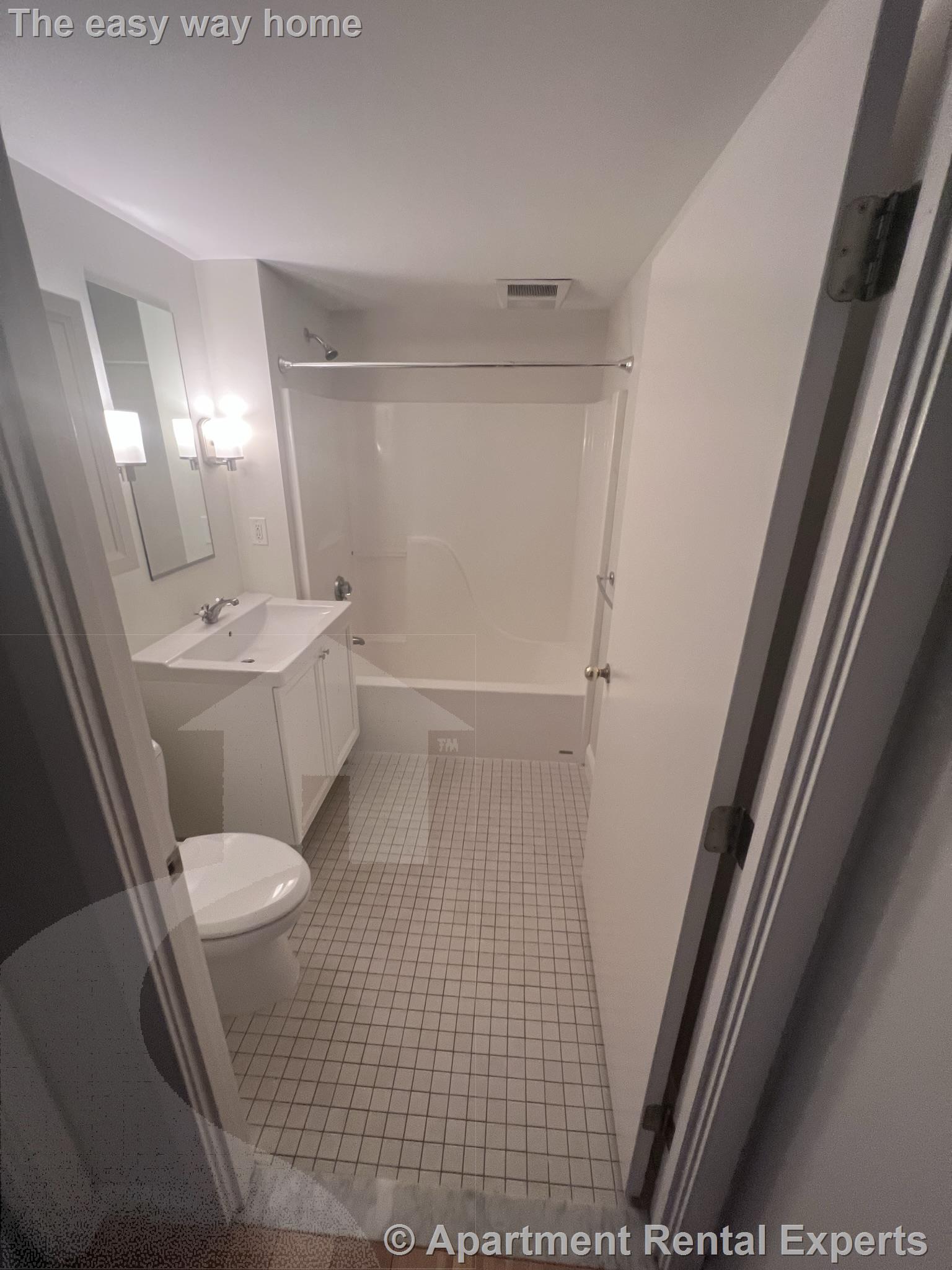 1008 Massachusetts Ave, Harvard Square