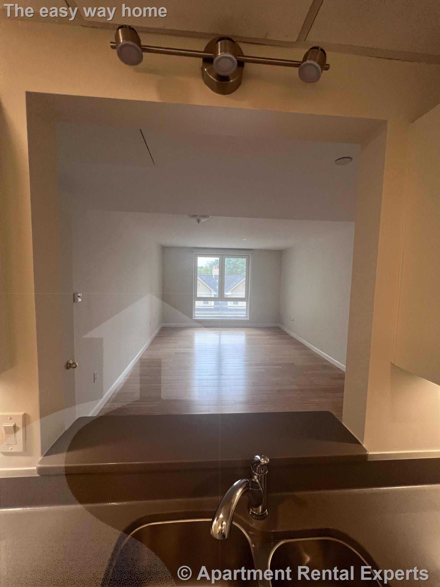 1008 Massachusetts Ave, Harvard Square