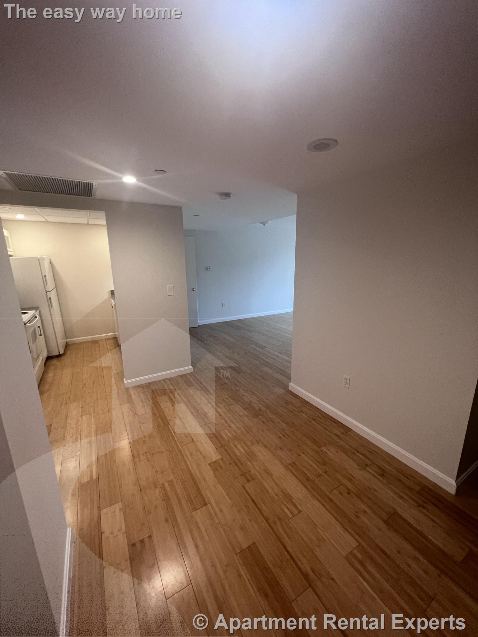 1008 Massachusetts Ave, Harvard Square