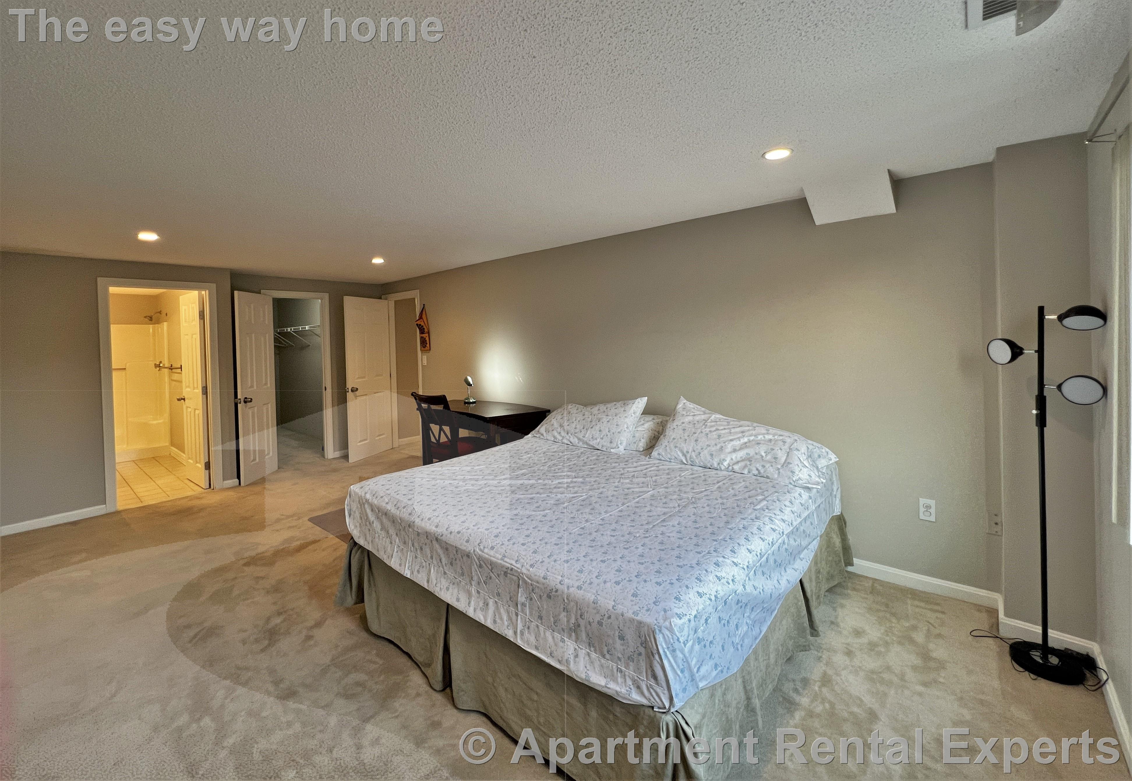 30 Revere Beach Pkwy, Wellington