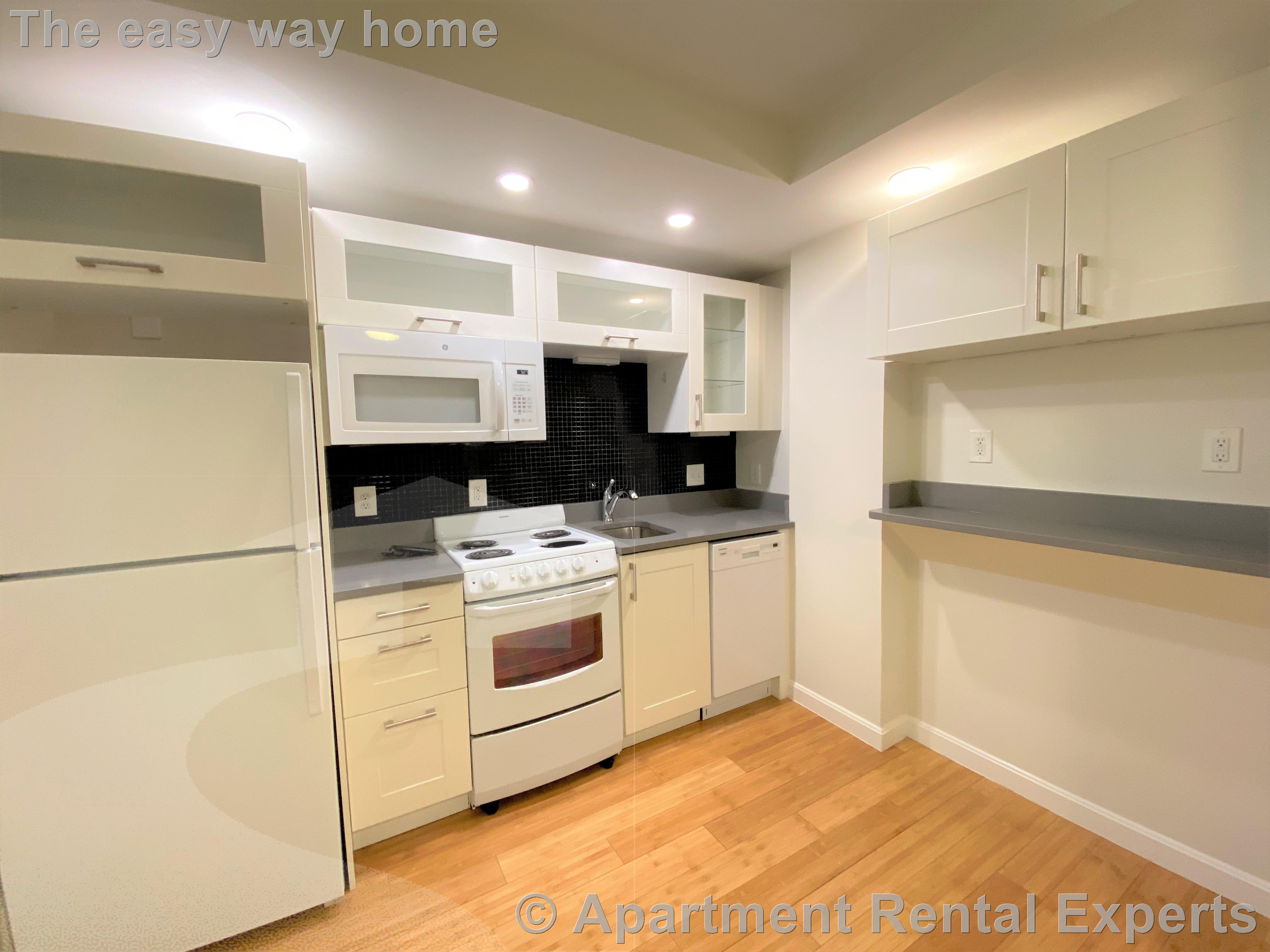 1008 Massachusetts Ave, Harvard Square