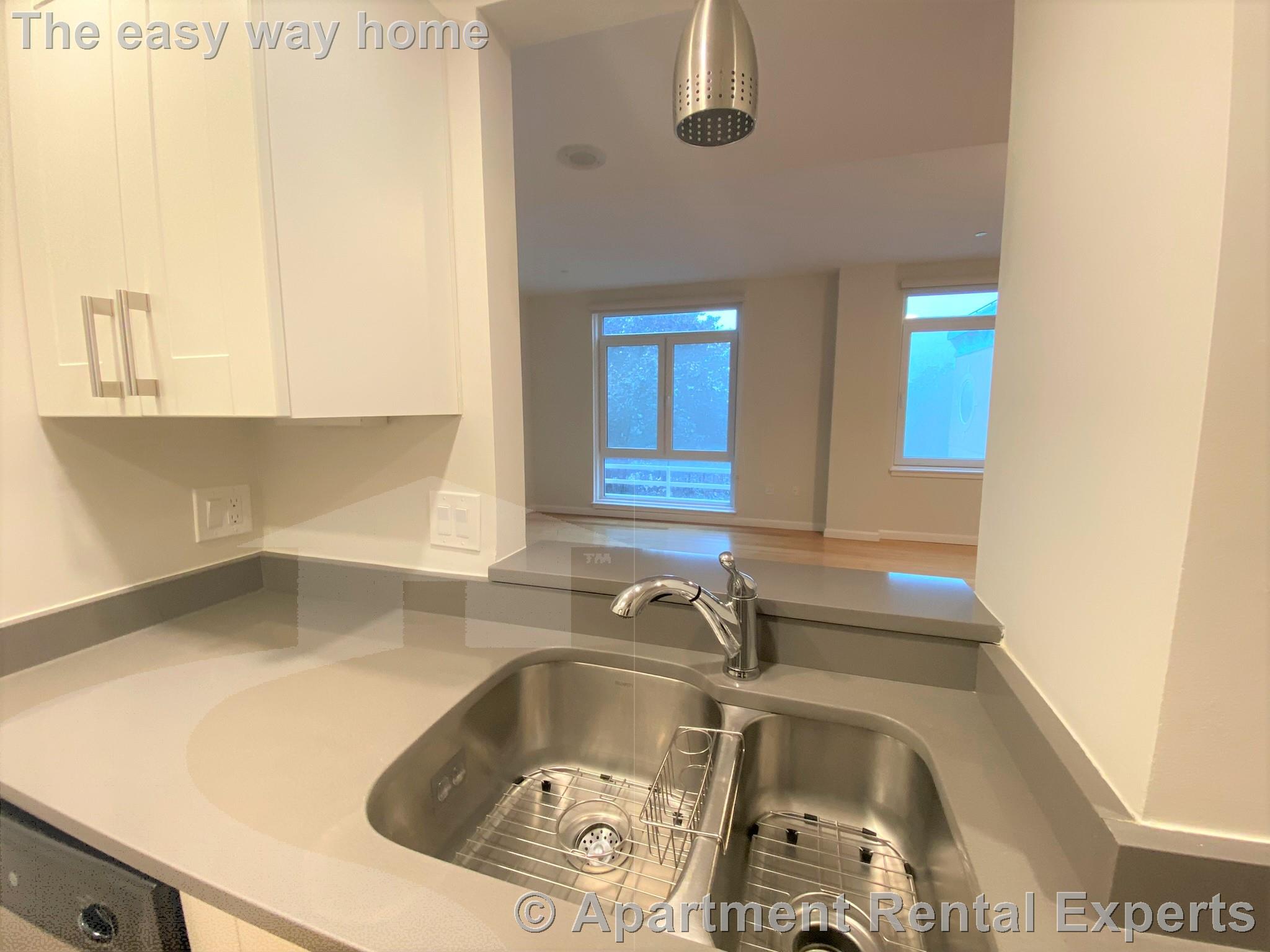 1008 Massachusetts Ave, Harvard Square