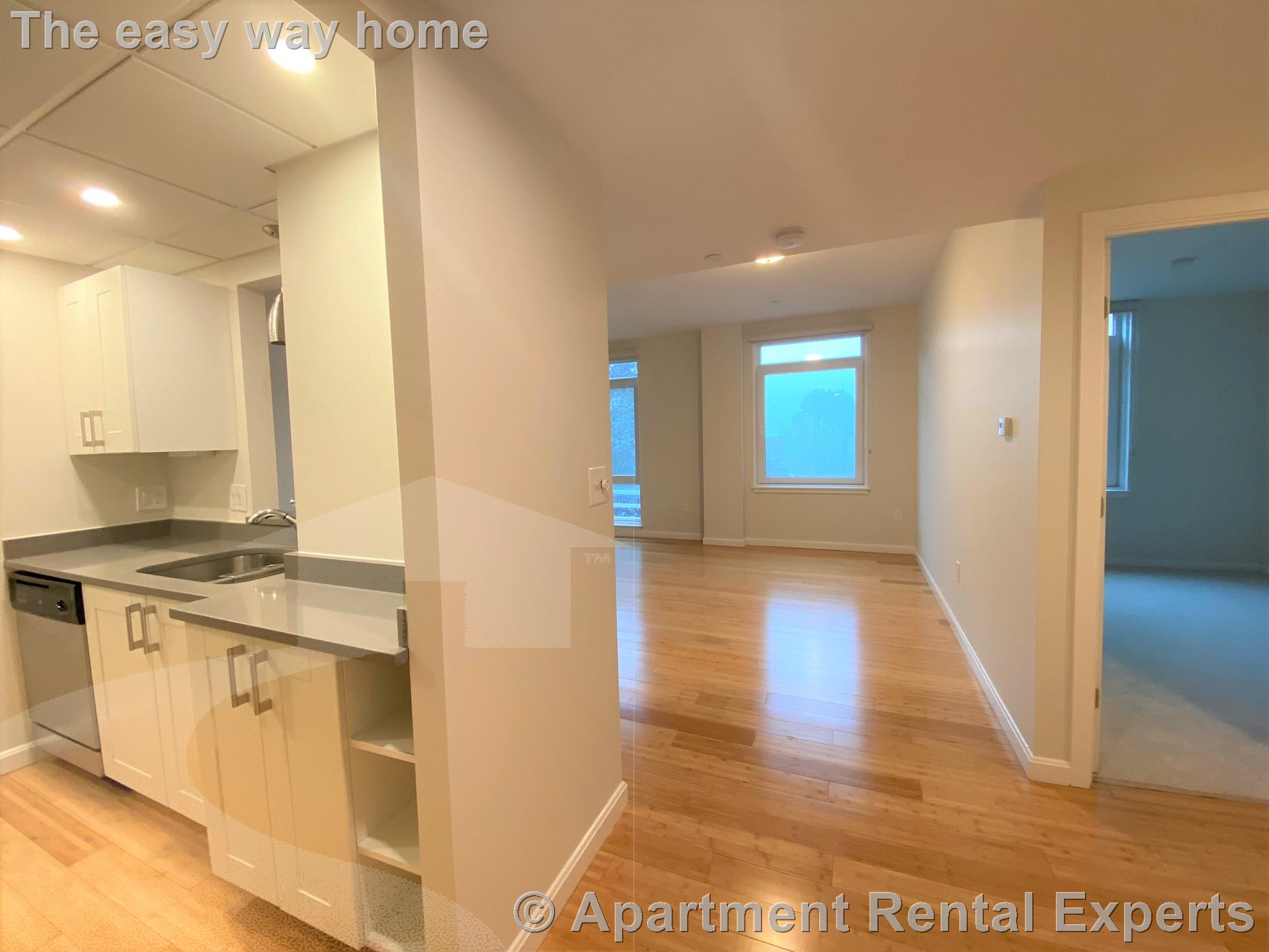 1008 Massachusetts Ave, Harvard Square