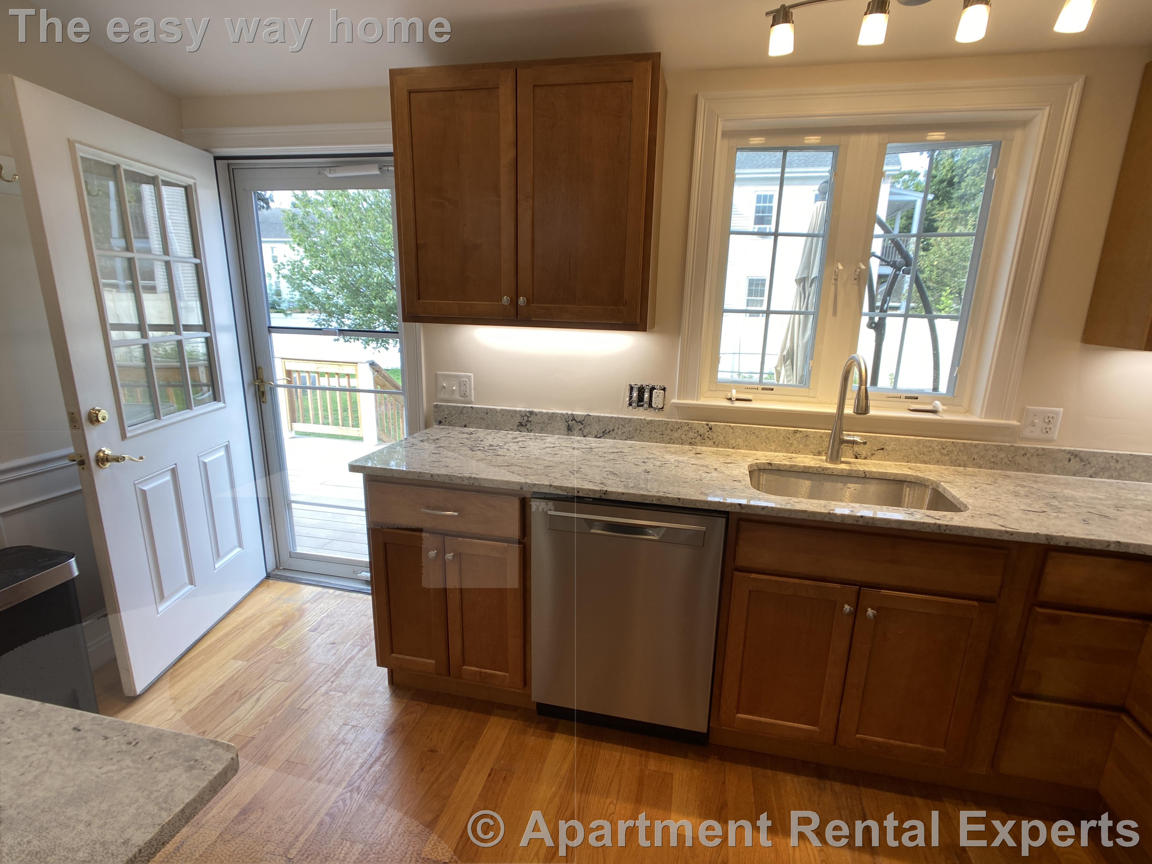 9 Winthrop Ct, Tufts