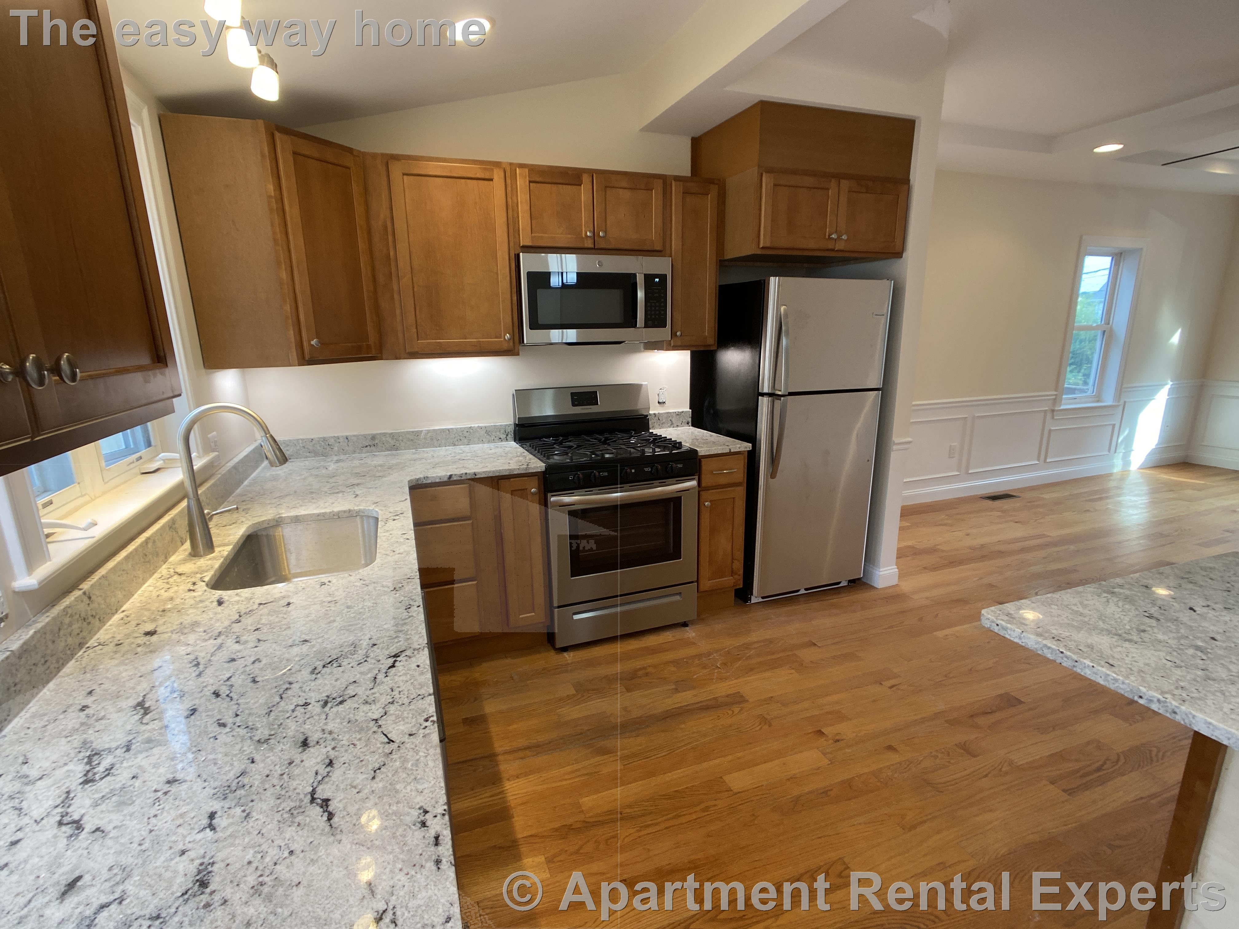 9 Winthrop Ct, Tufts