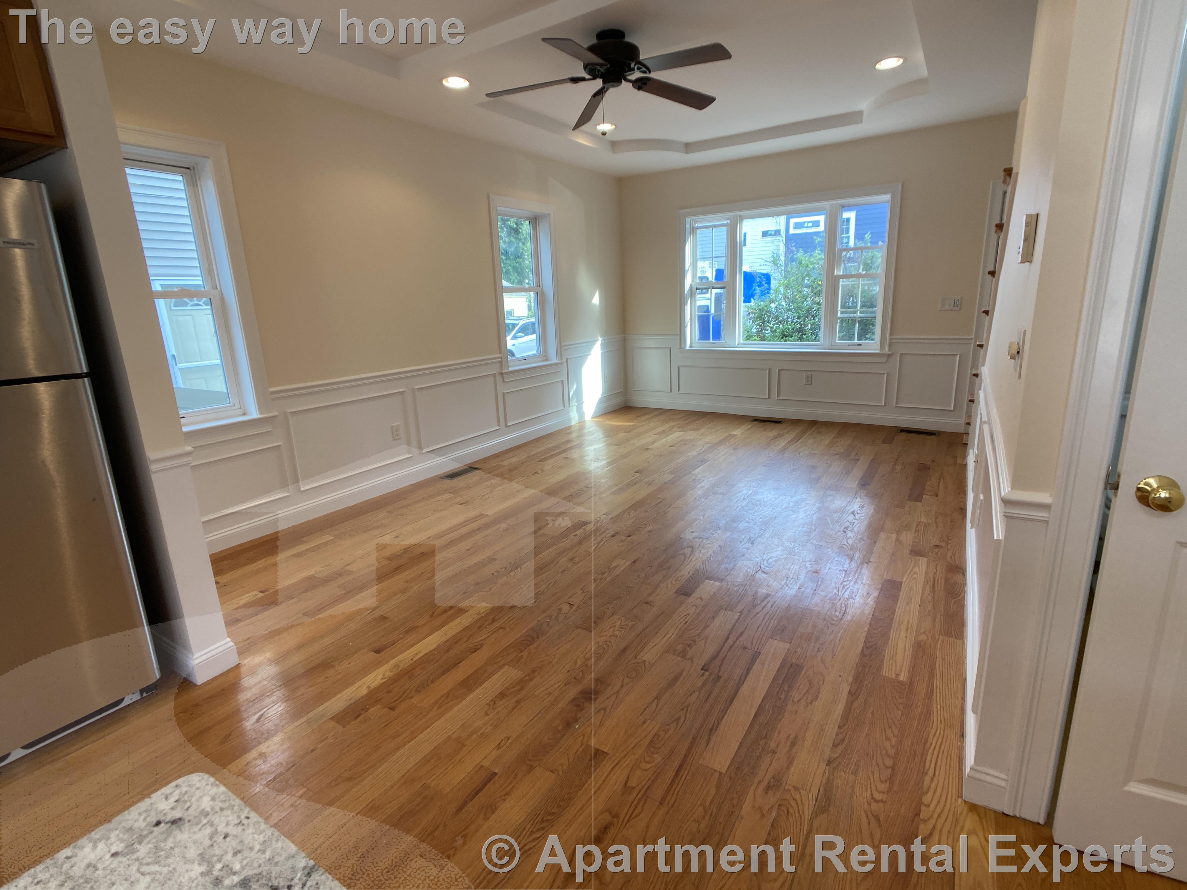 9 Winthrop Ct, Tufts