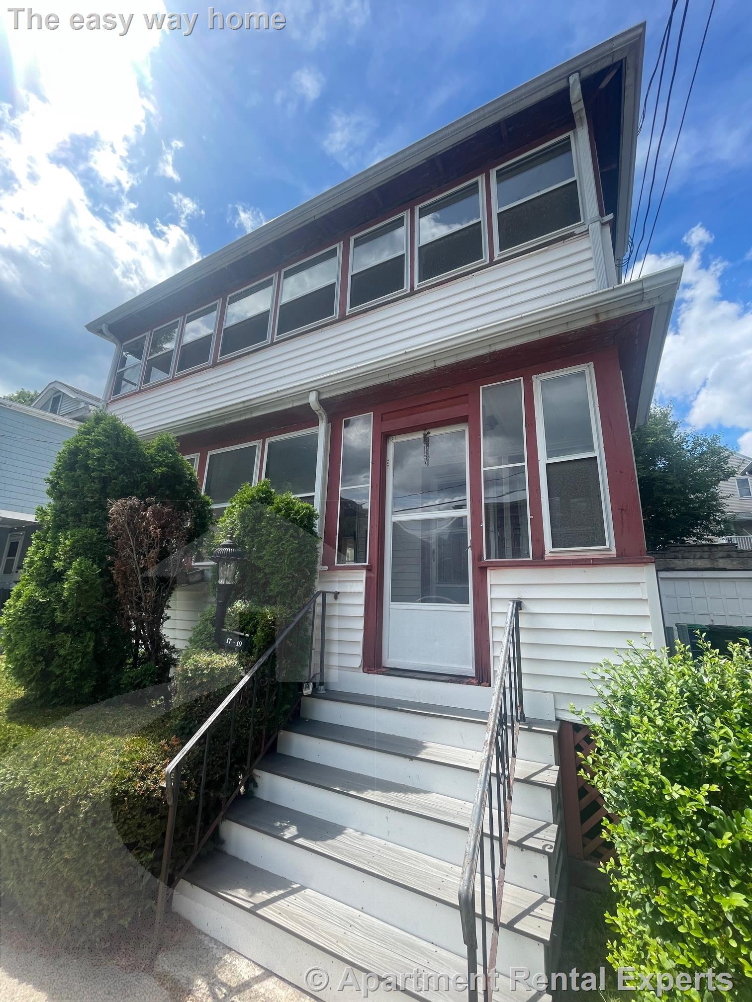 19 Corinthian Rd, Davis Square