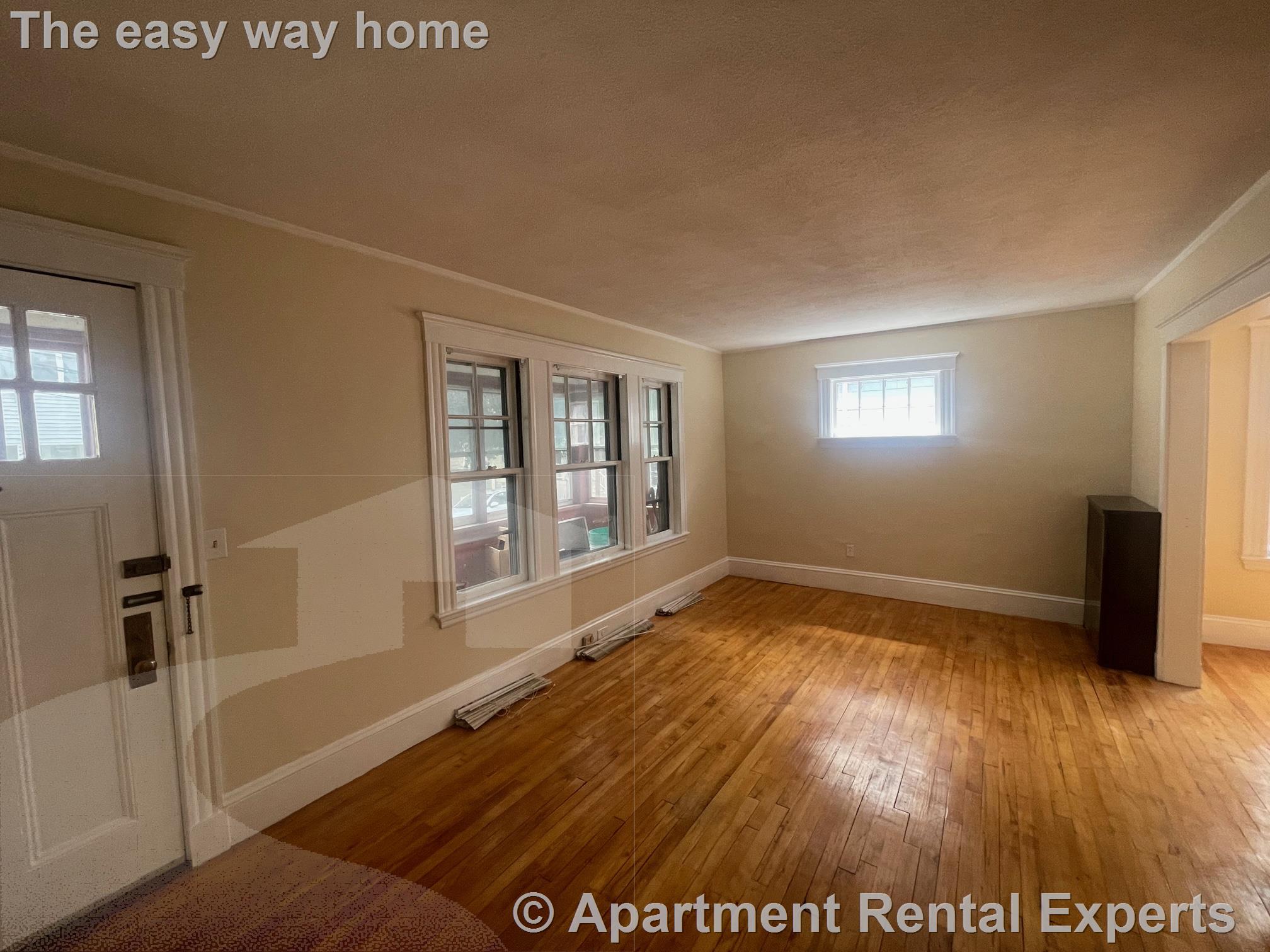 19 Corinthian Rd, Davis Square