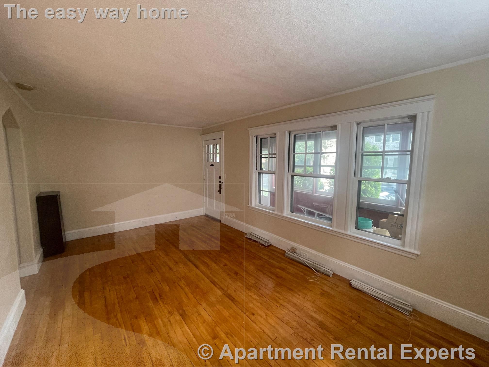 19 Corinthian Rd, Davis Square