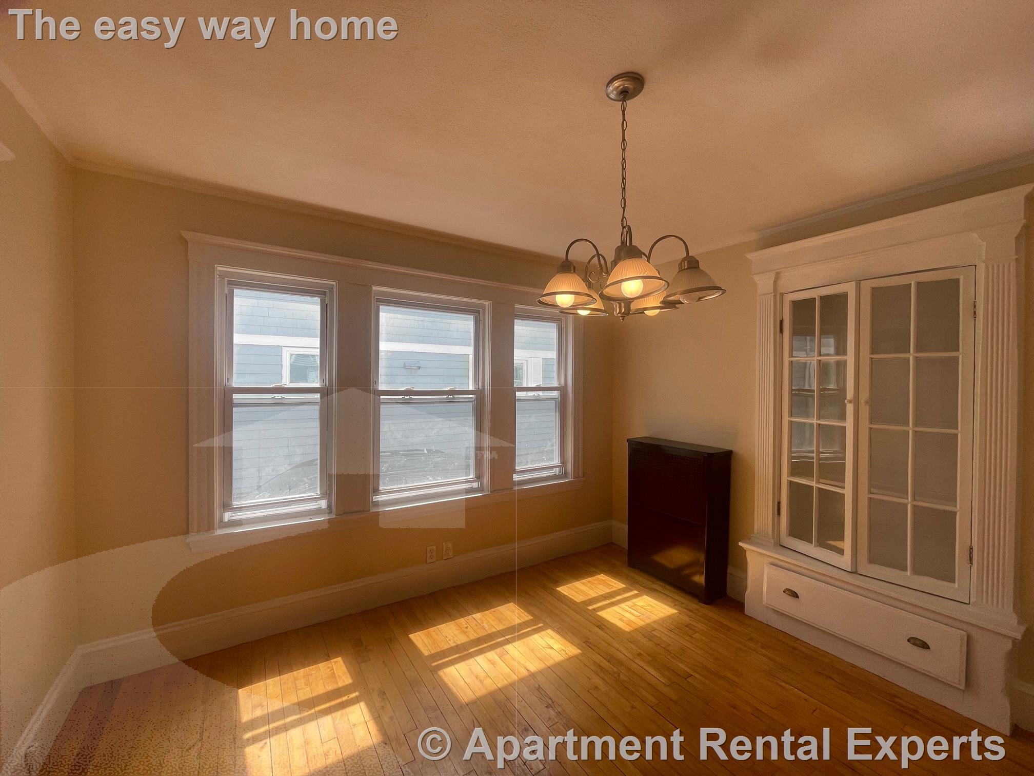 19 Corinthian Rd, Davis Square