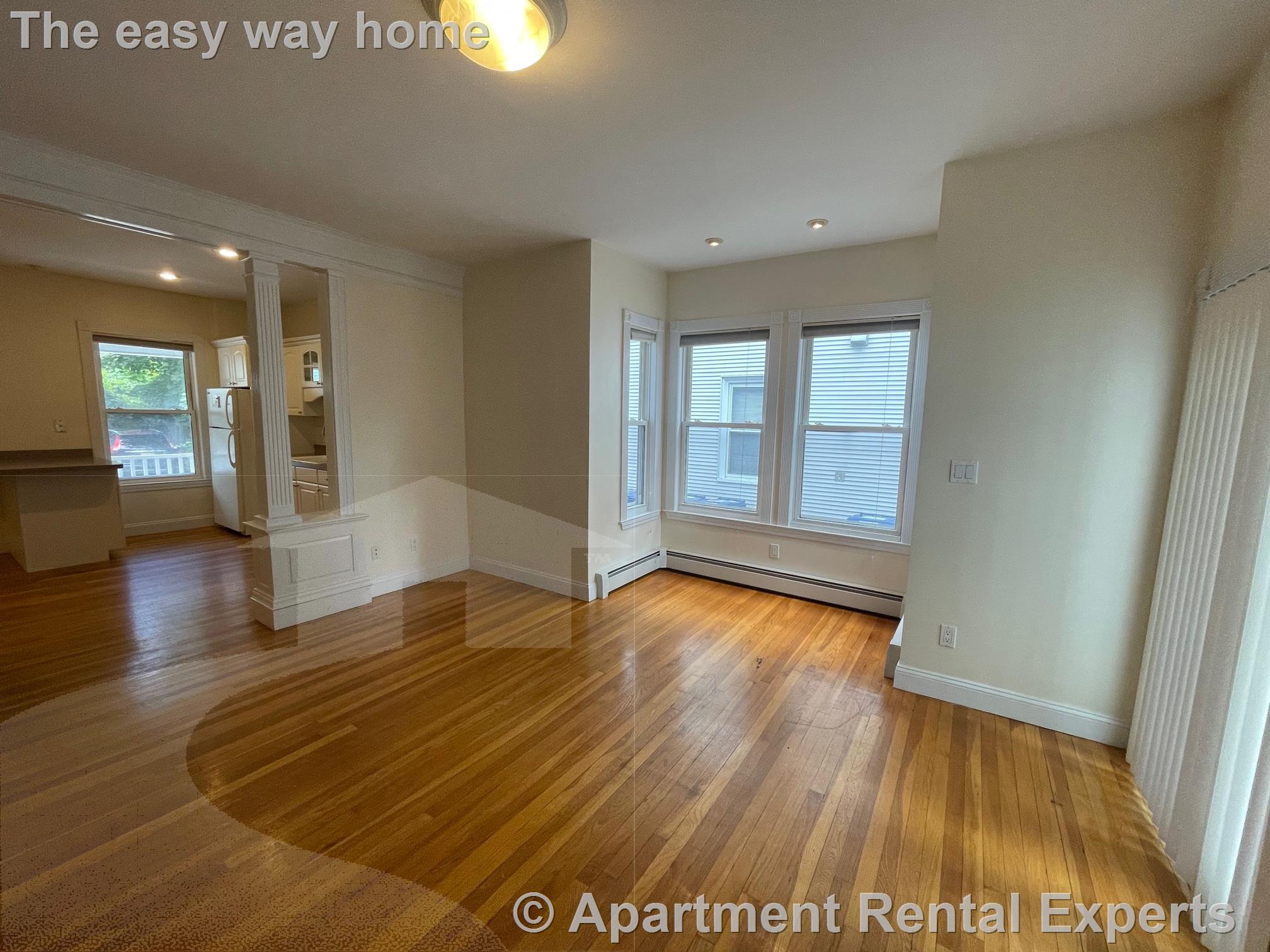 9 Locke St, Davis Square