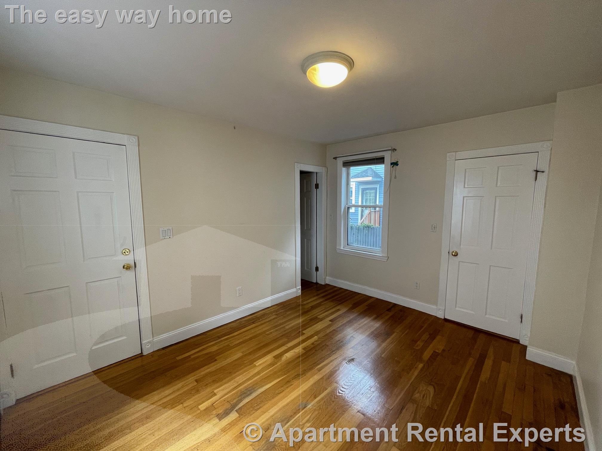 9 Locke St, Davis Square