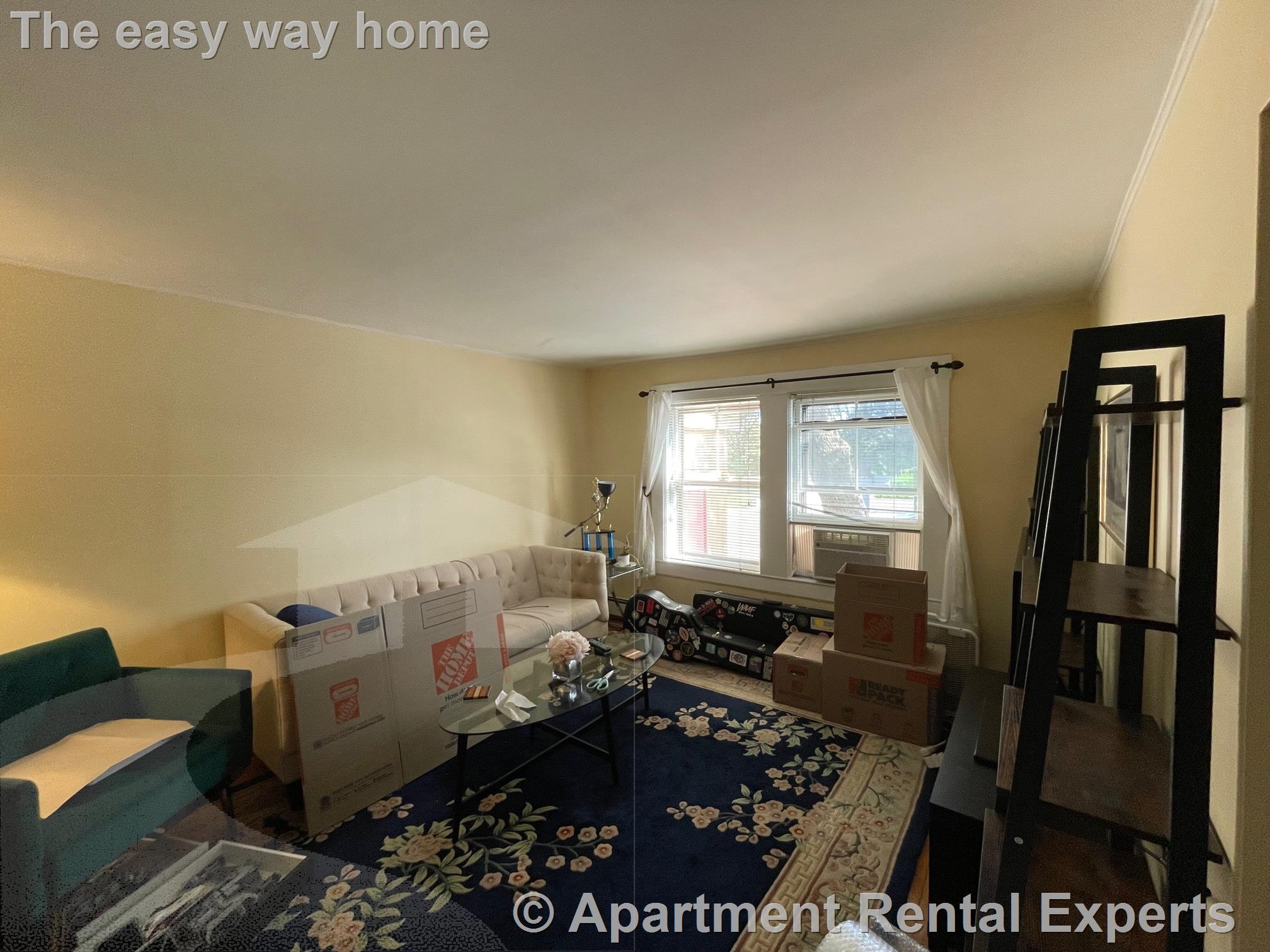 261 Mt Auburn St, Harvard Square