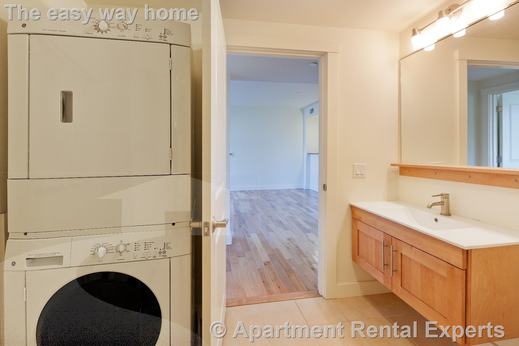 87 New St, Fresh Pond