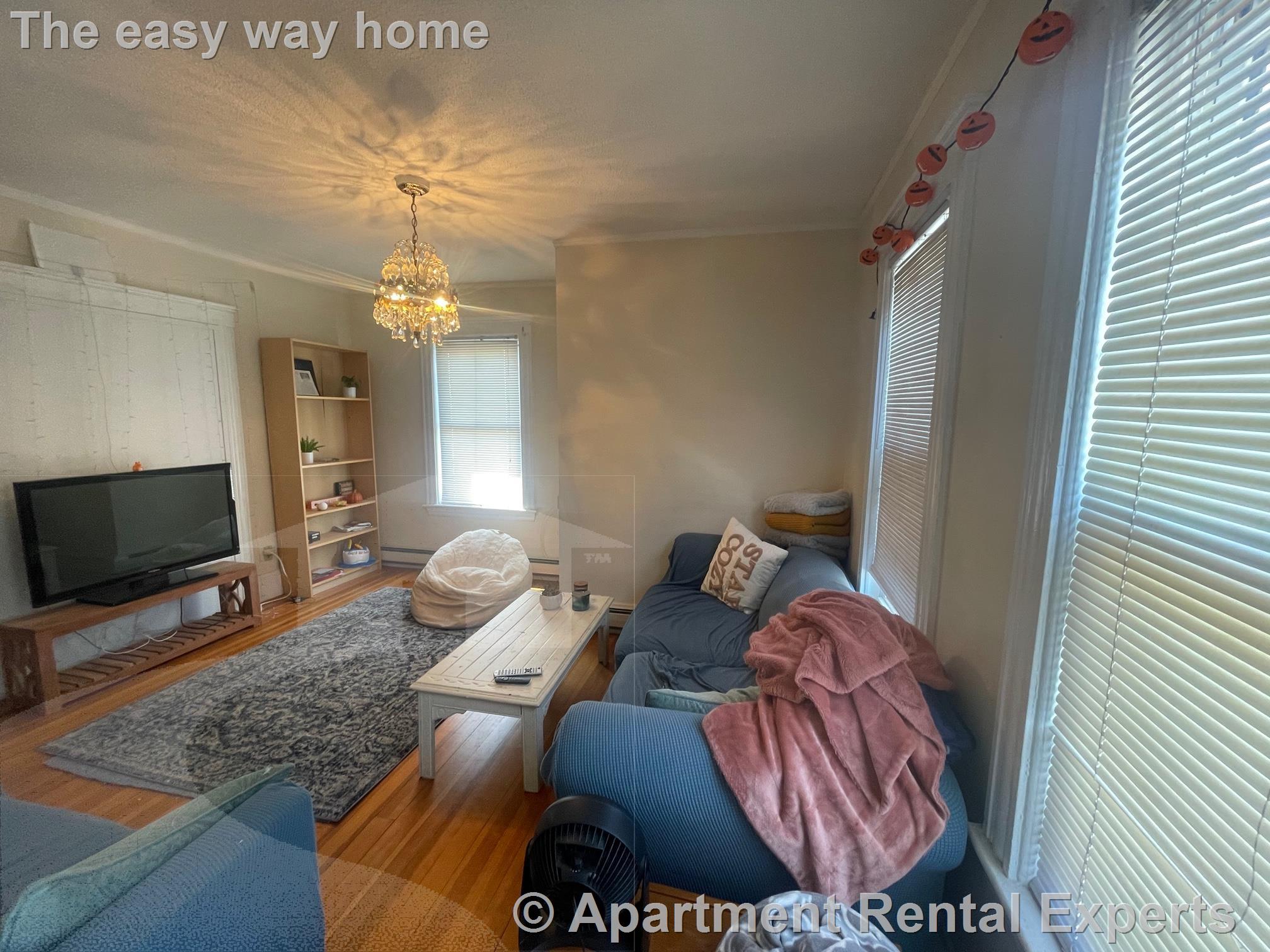 30 Clarendon Ave, Teele Square