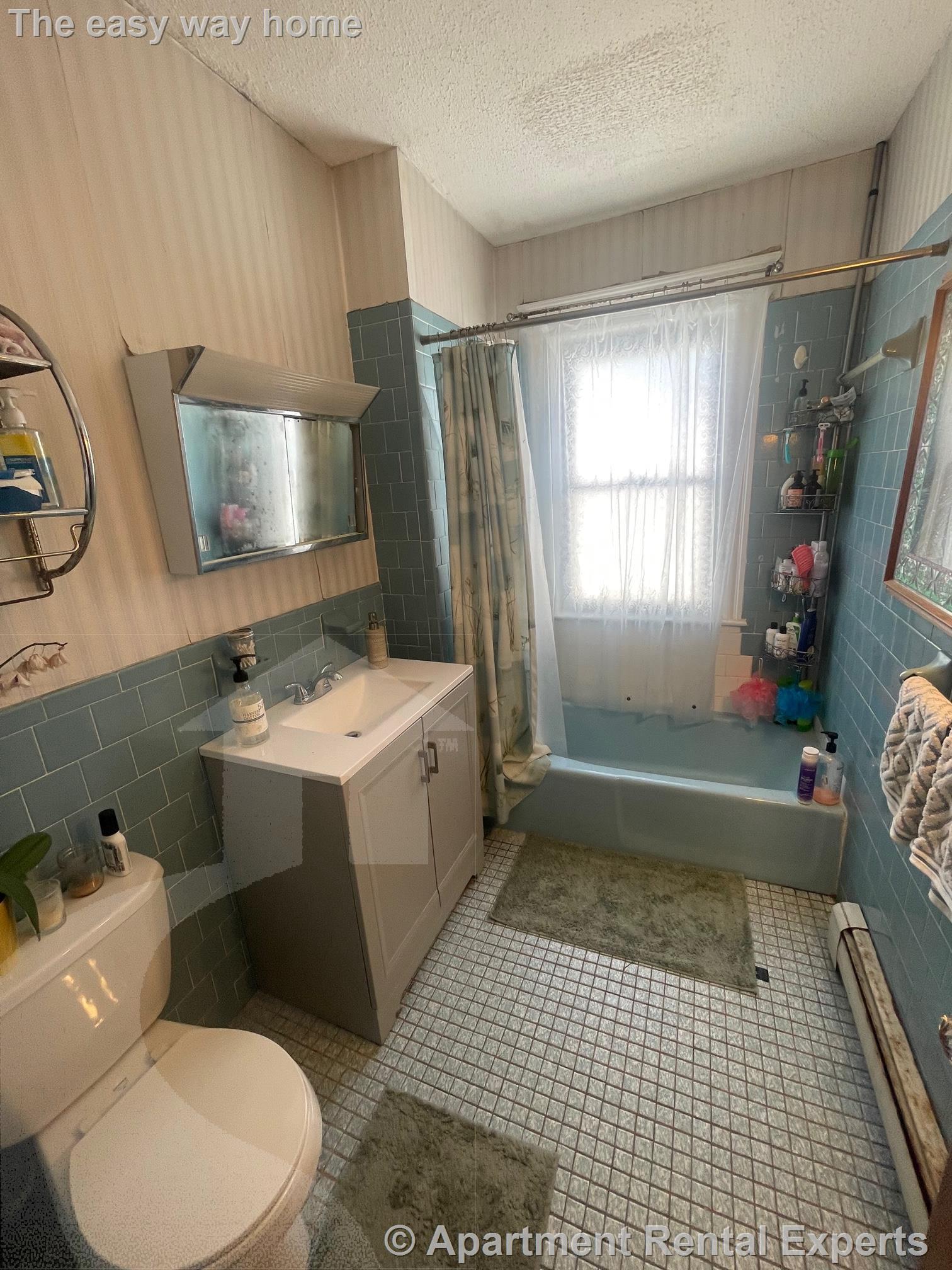 30 Clarendon Ave, Teele Square