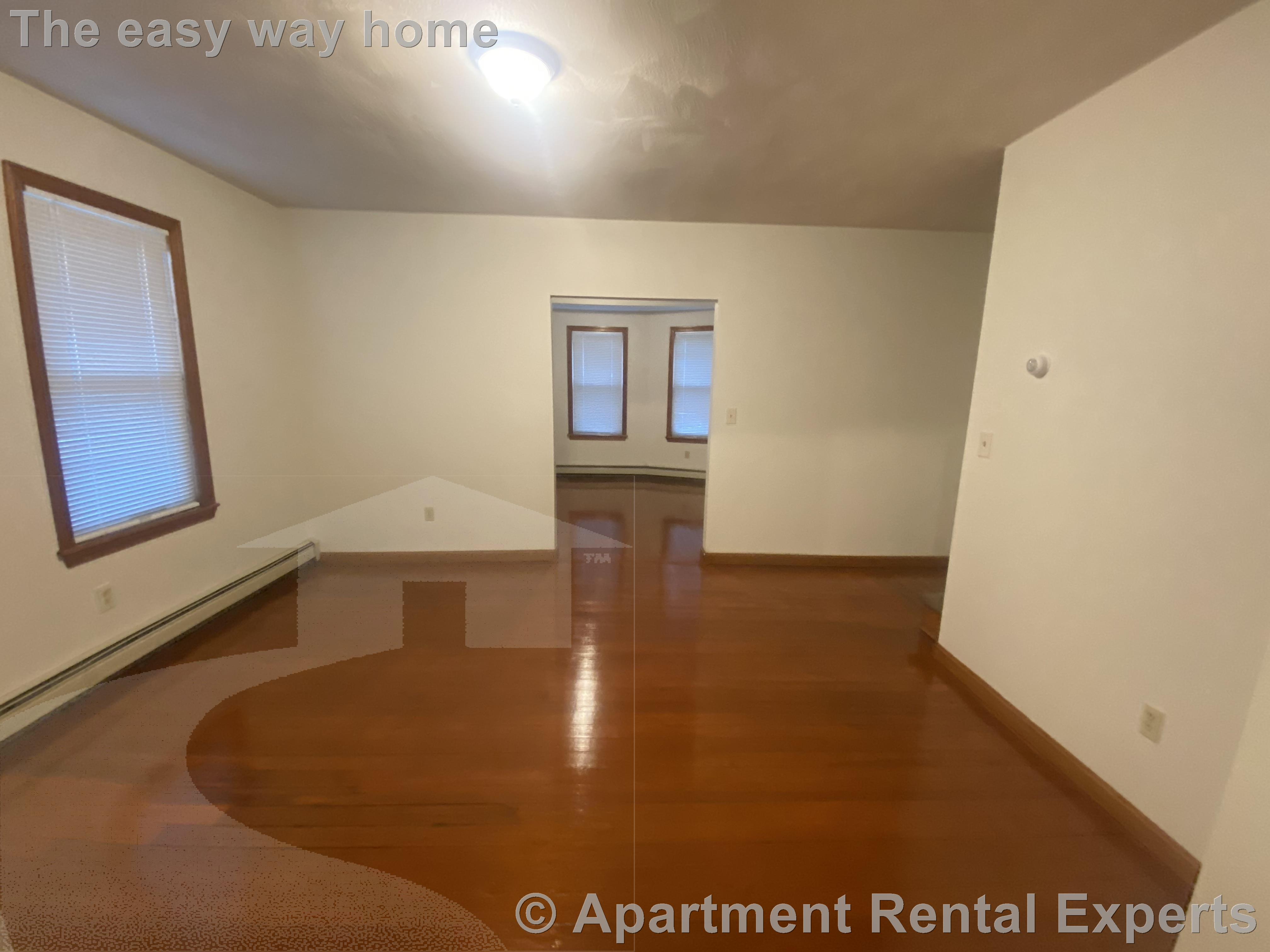 76 Stowers St, Revere