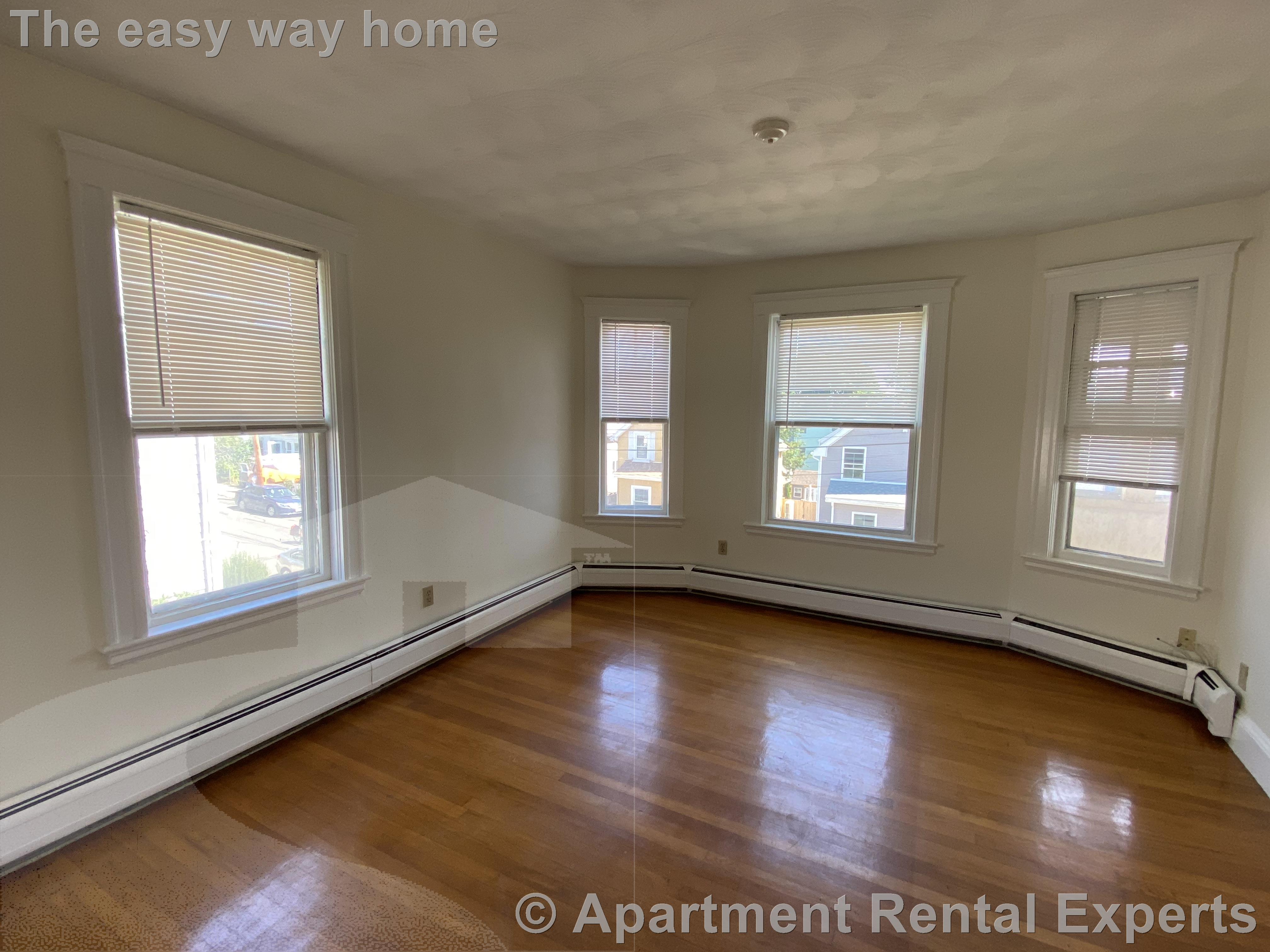 79 Clarendon Ave, Teele Square