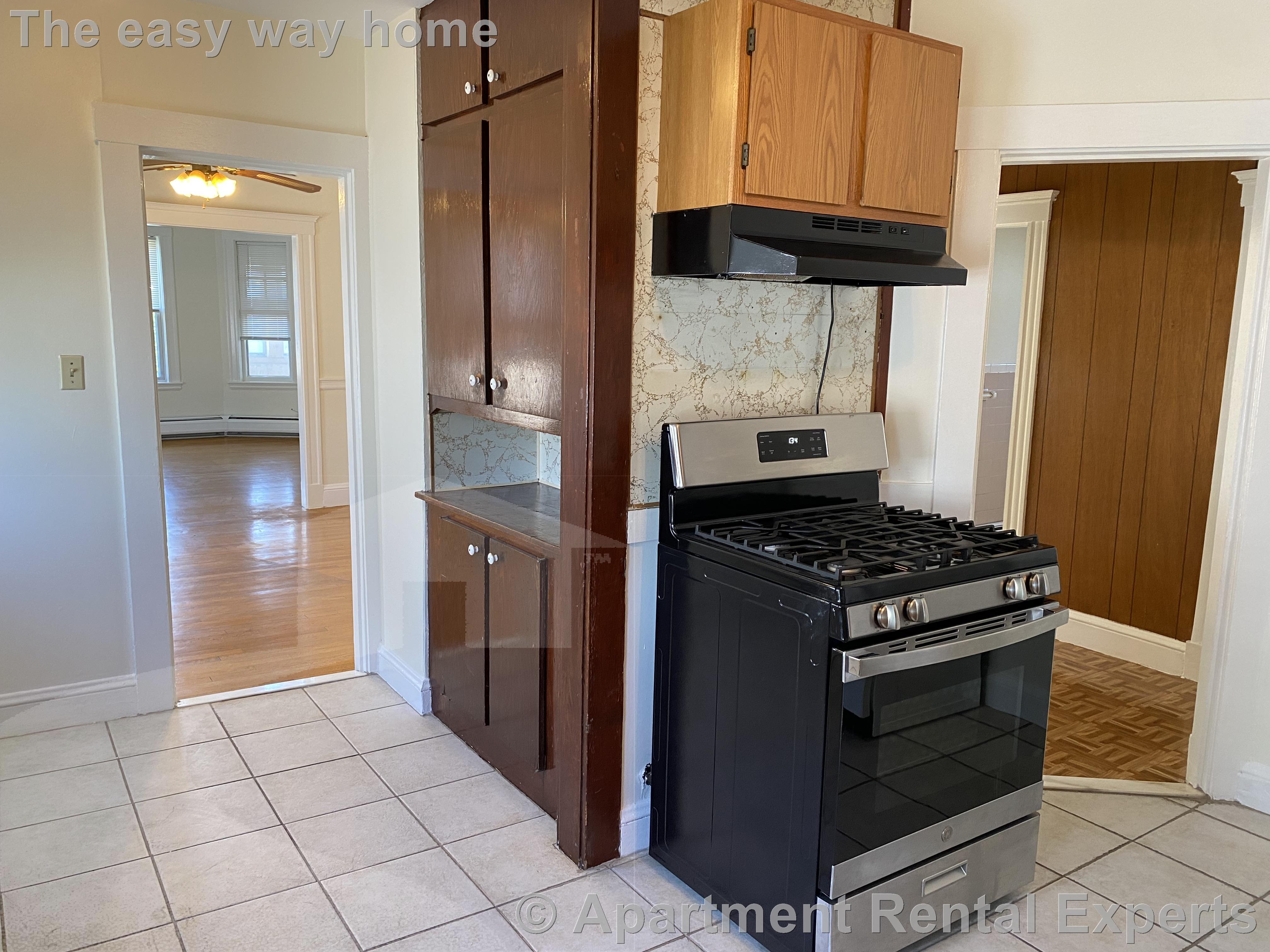 79 Clarendon Ave, Teele Square