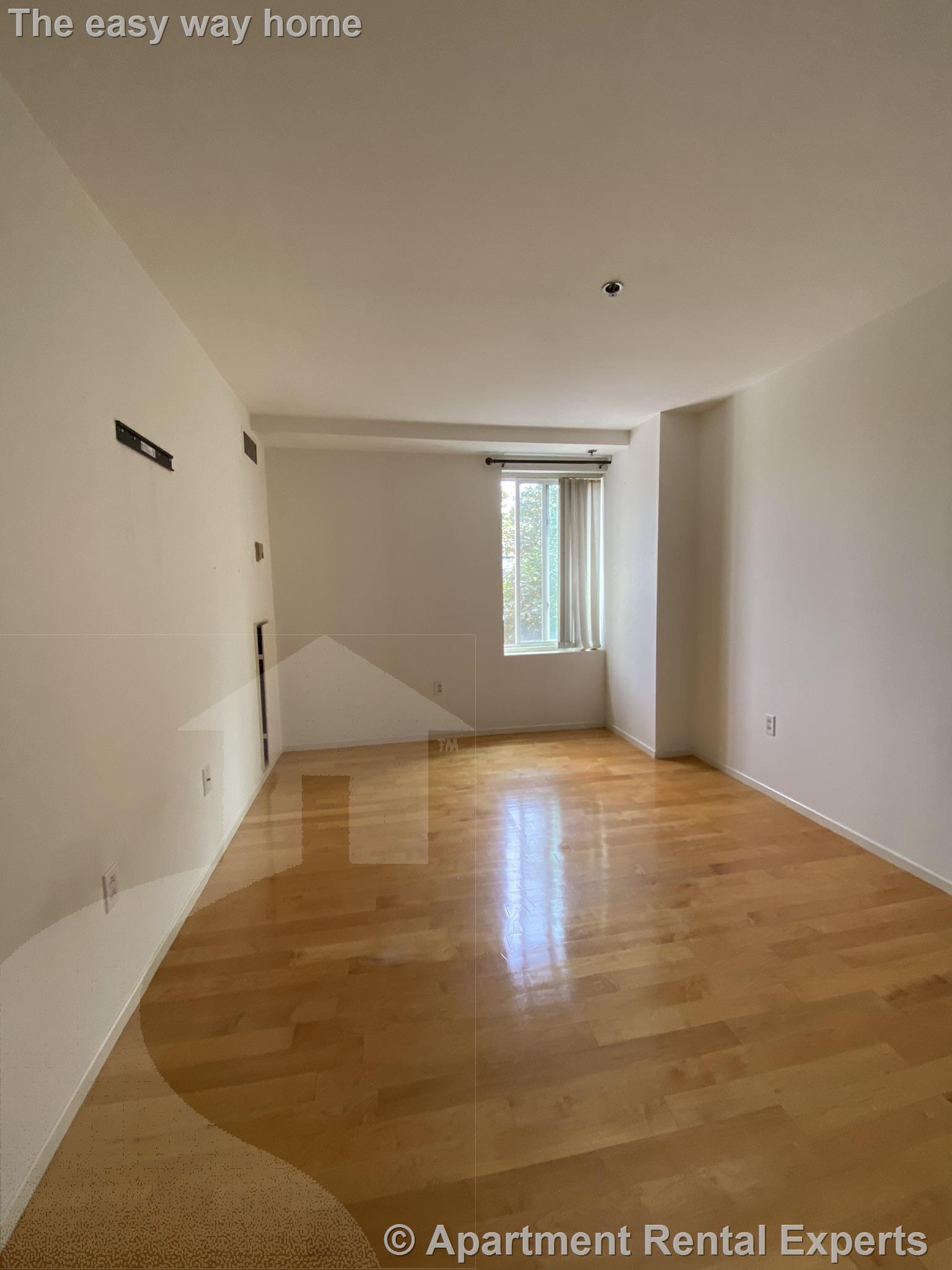 950 Massachusetts Ave, Central Square