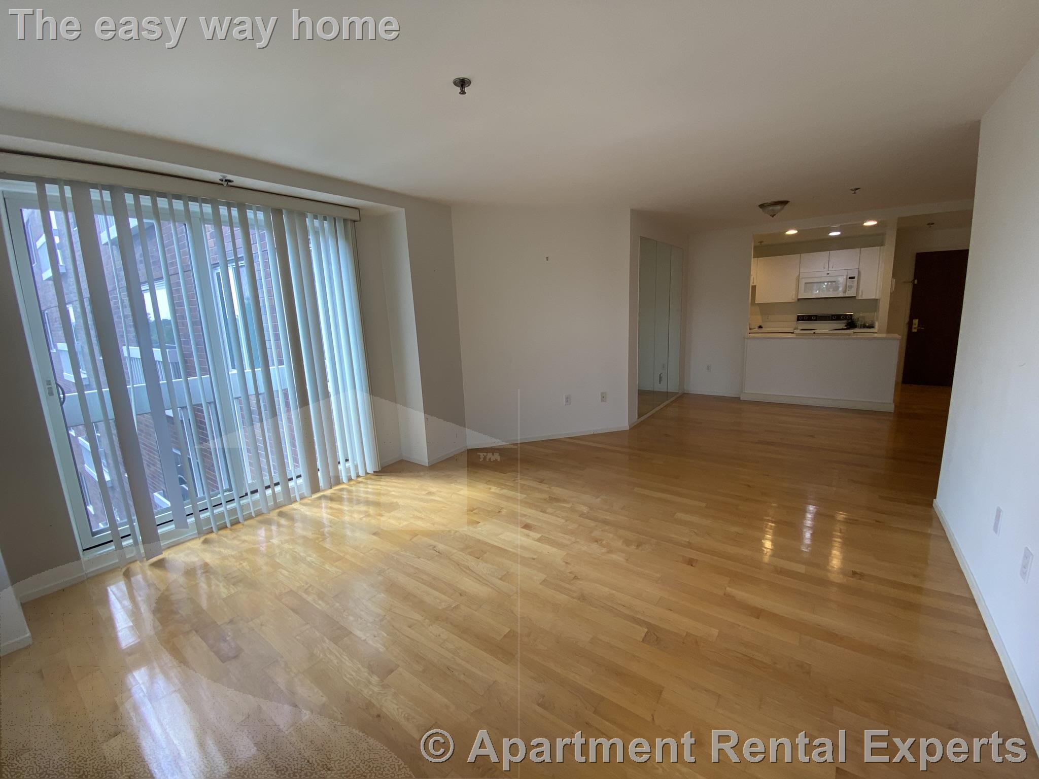 950 Massachusetts Ave, Central Square