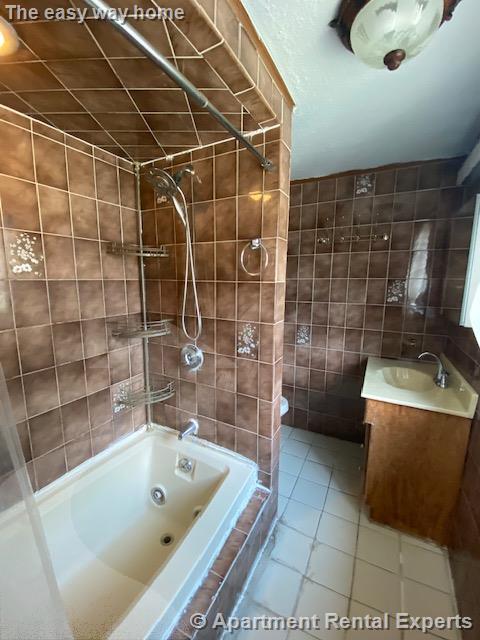 14 Wigglesworth St, Winter Hill