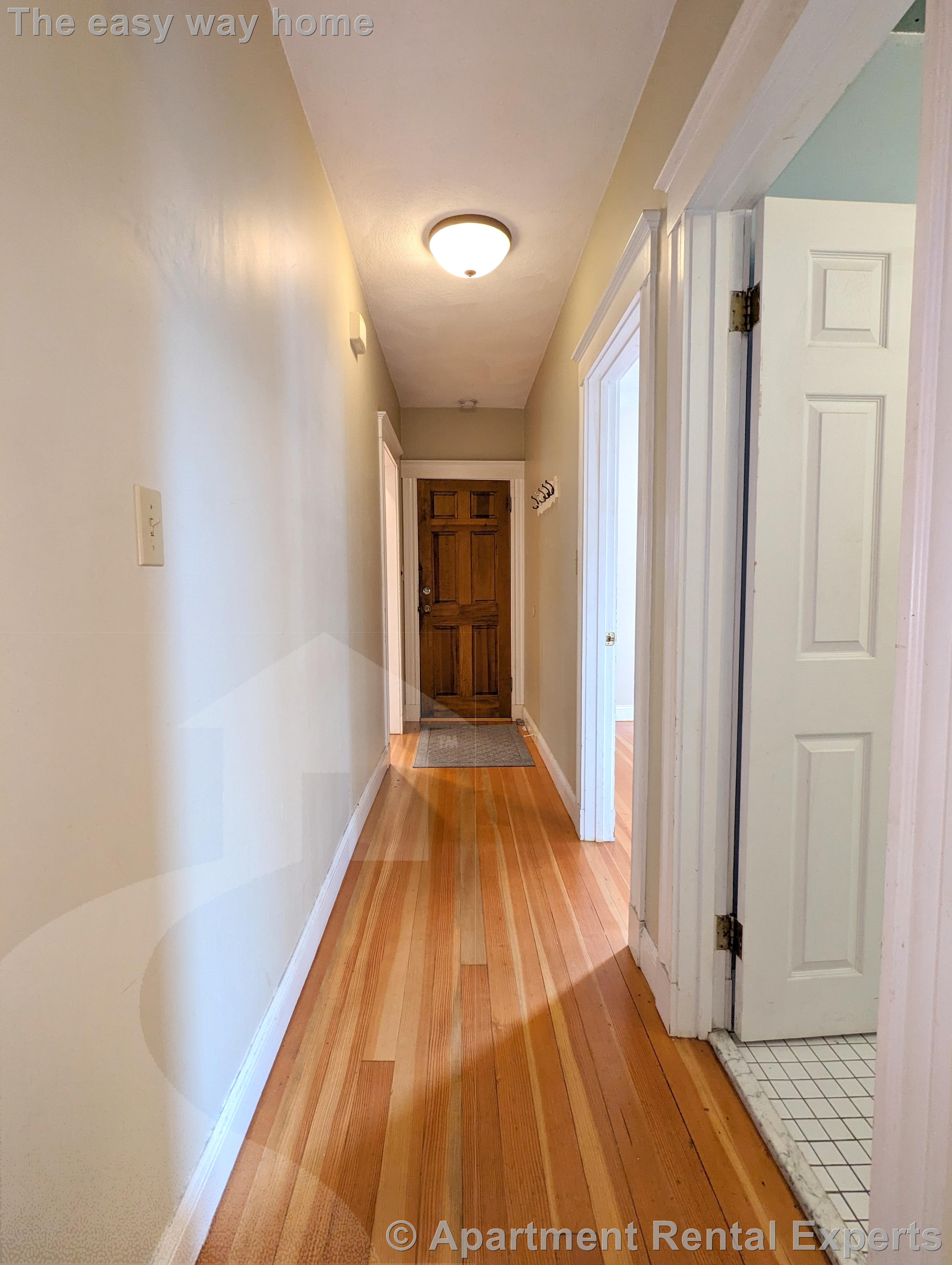 79 Conwell Ave, Tufts