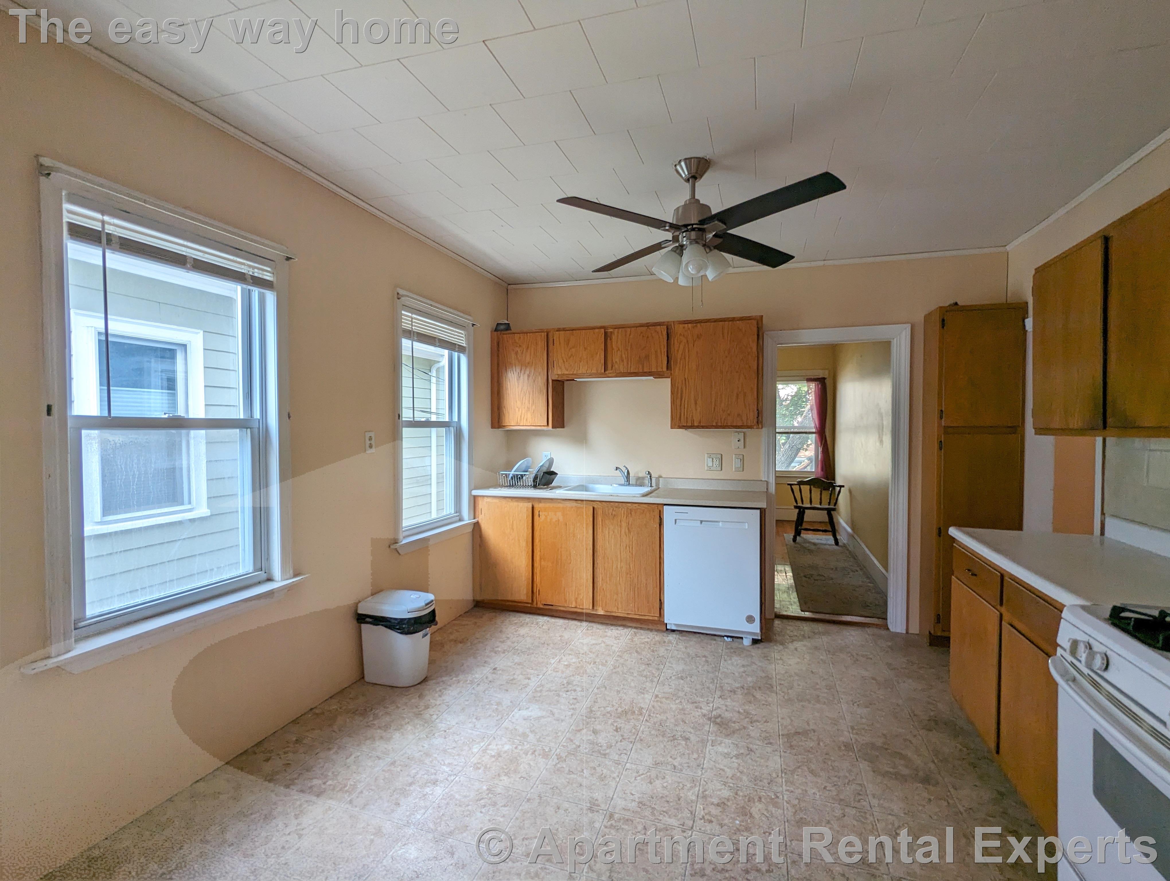 16 Glendale Ave, Davis Square