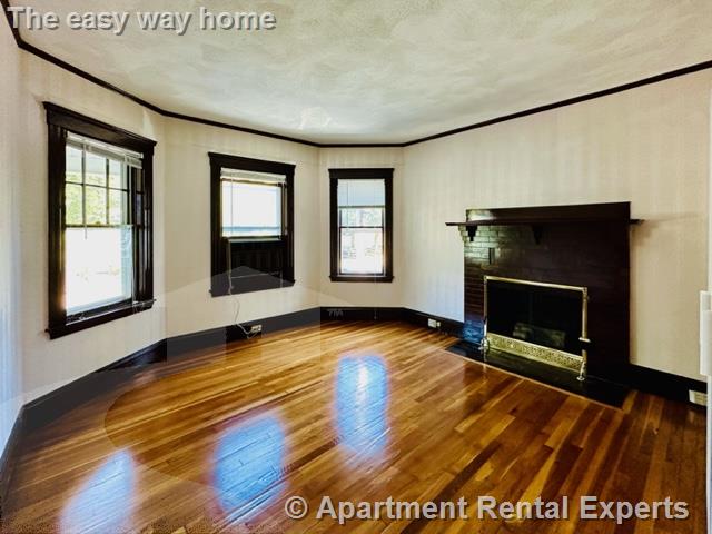 9 Roberts Rd, Harvard Square