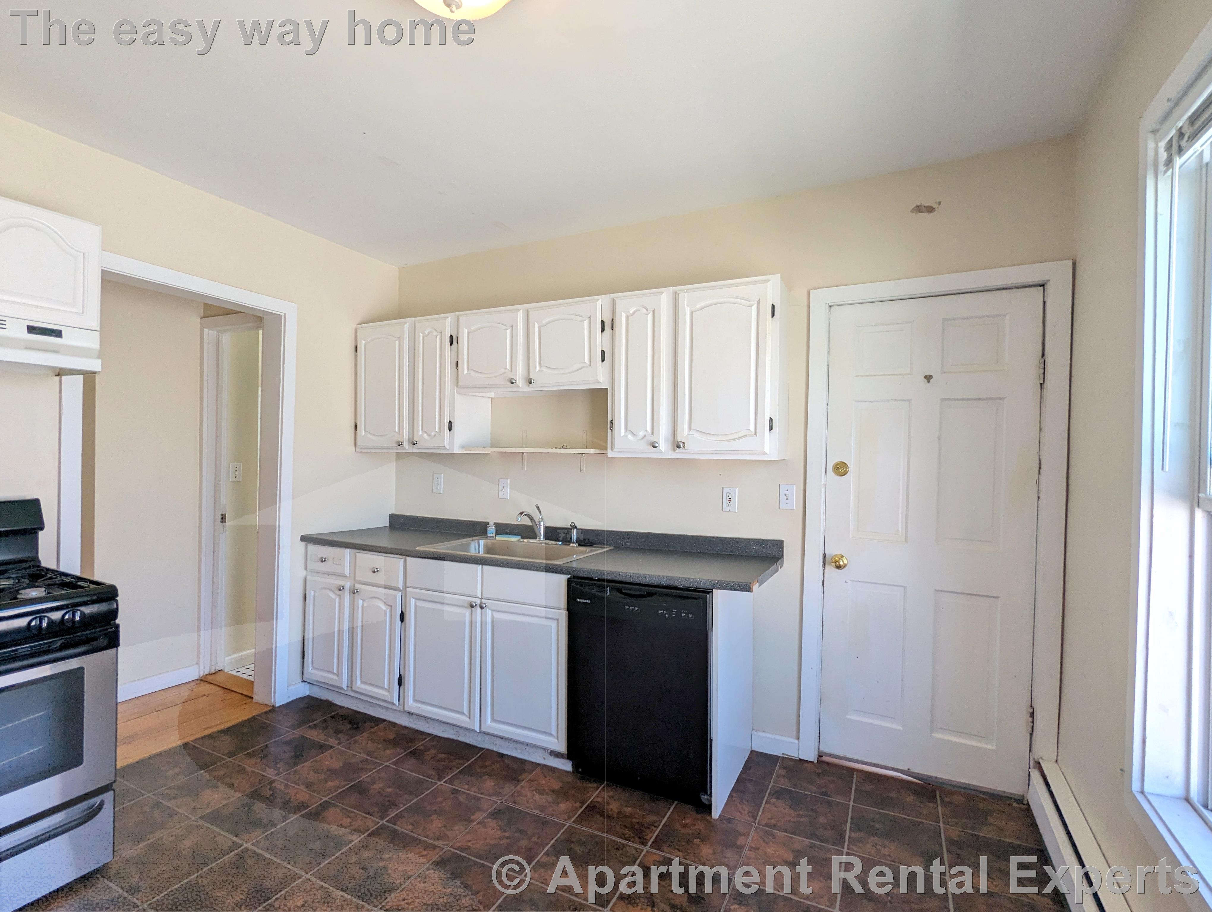 69-71 Winchester St, Tufts