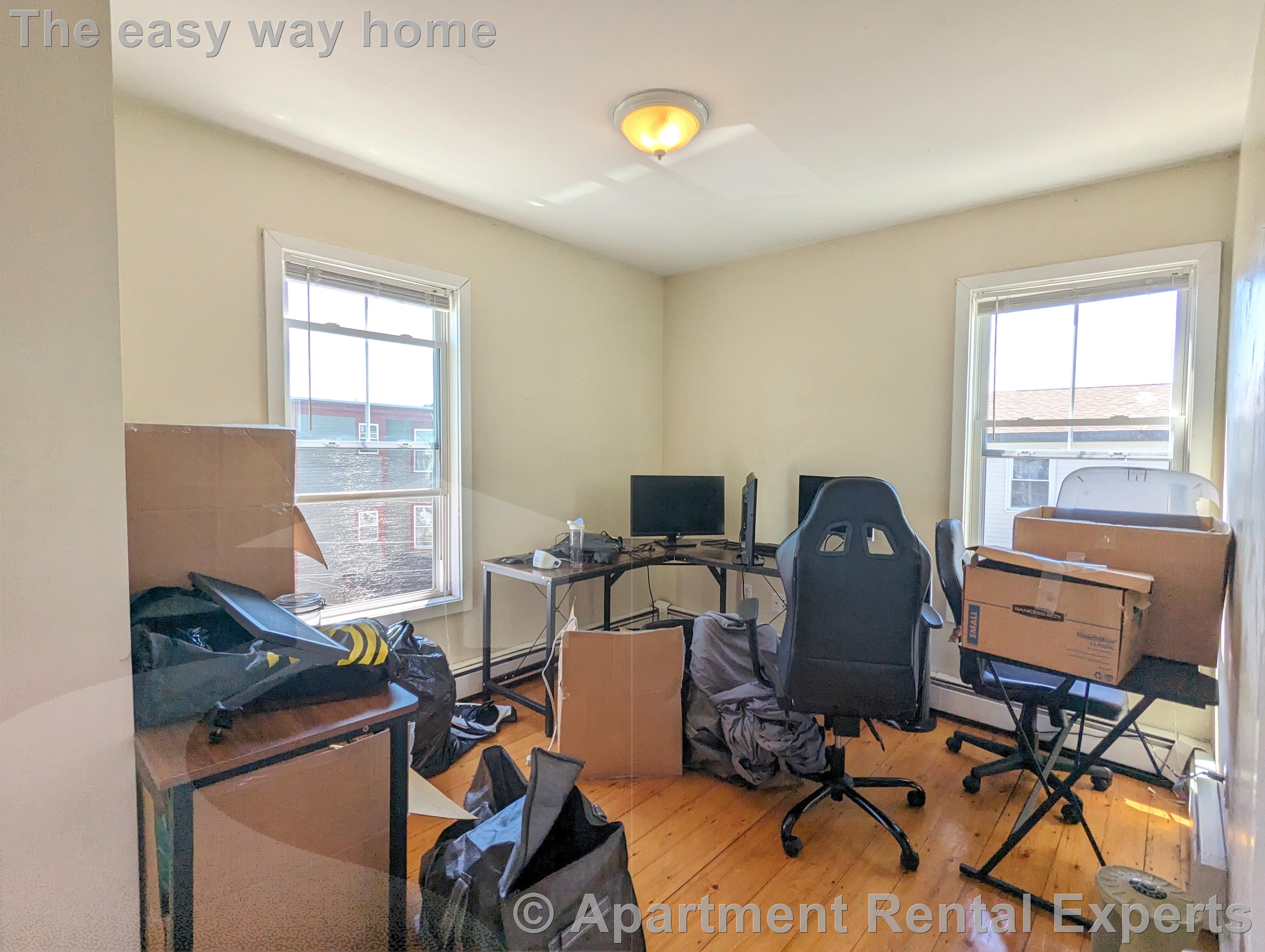 69-71 Winchester St, Tufts