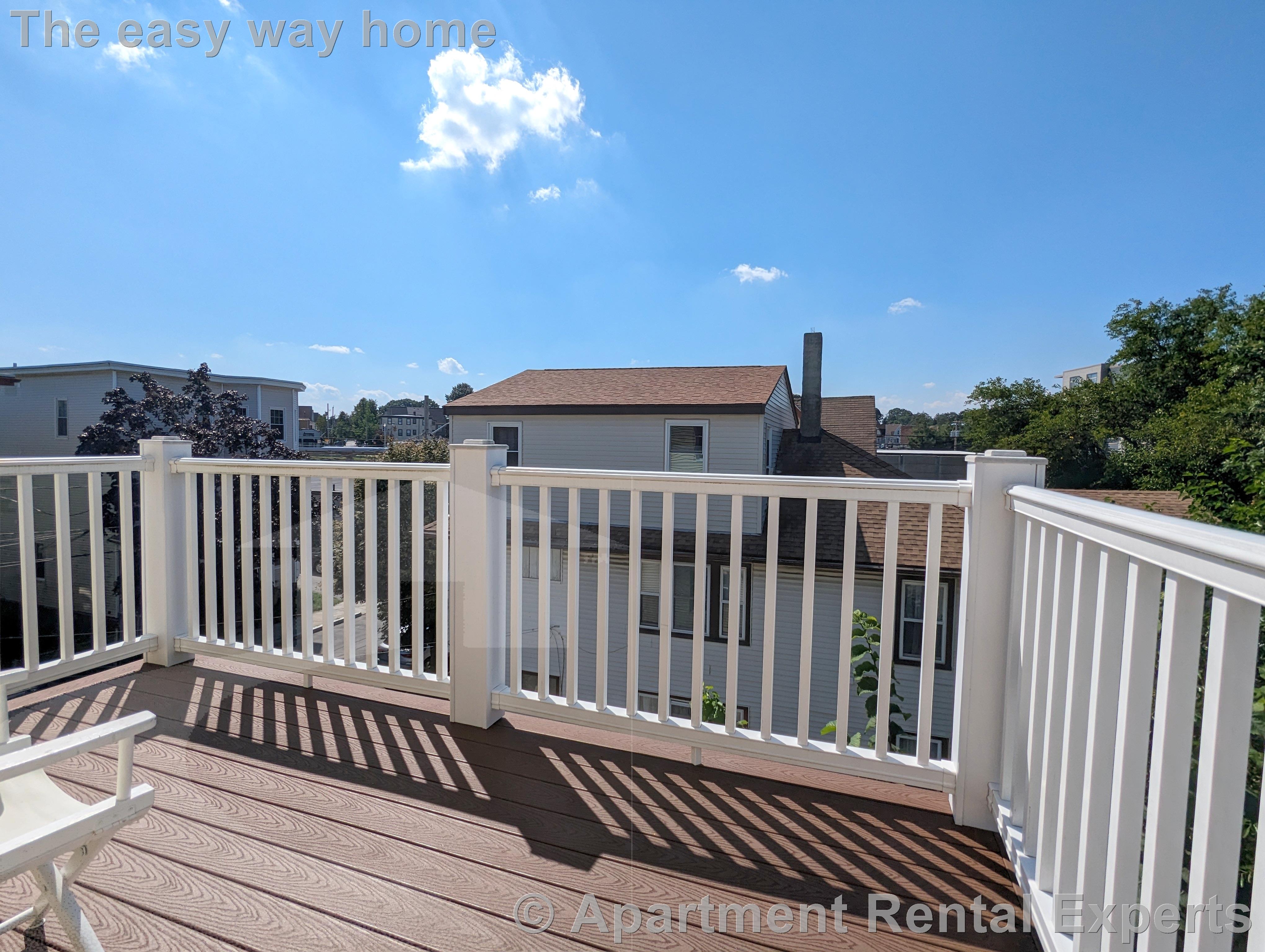 69-71 Winchester St, Tufts