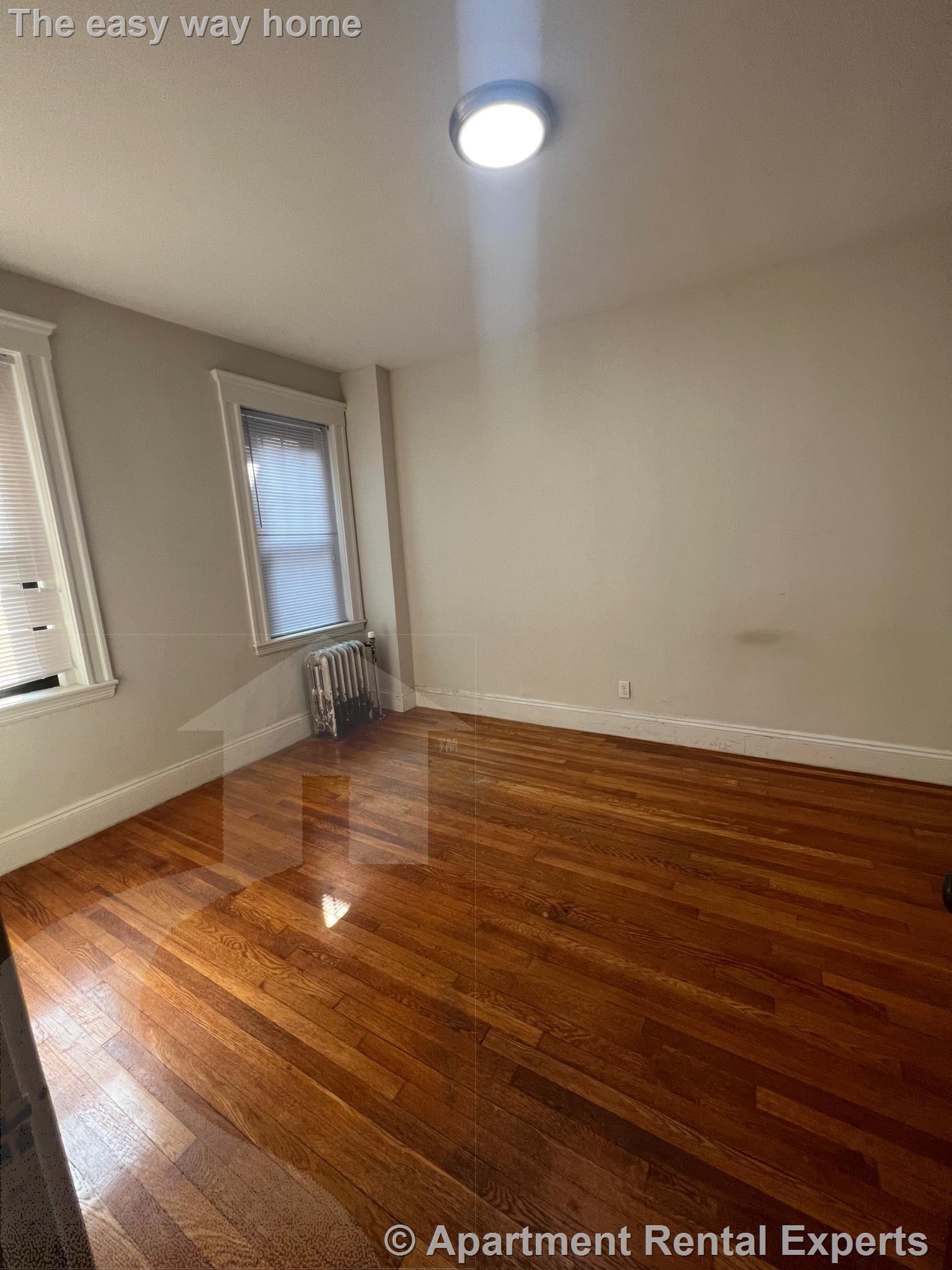 1558 Massachusetts Ave, Harvard Square