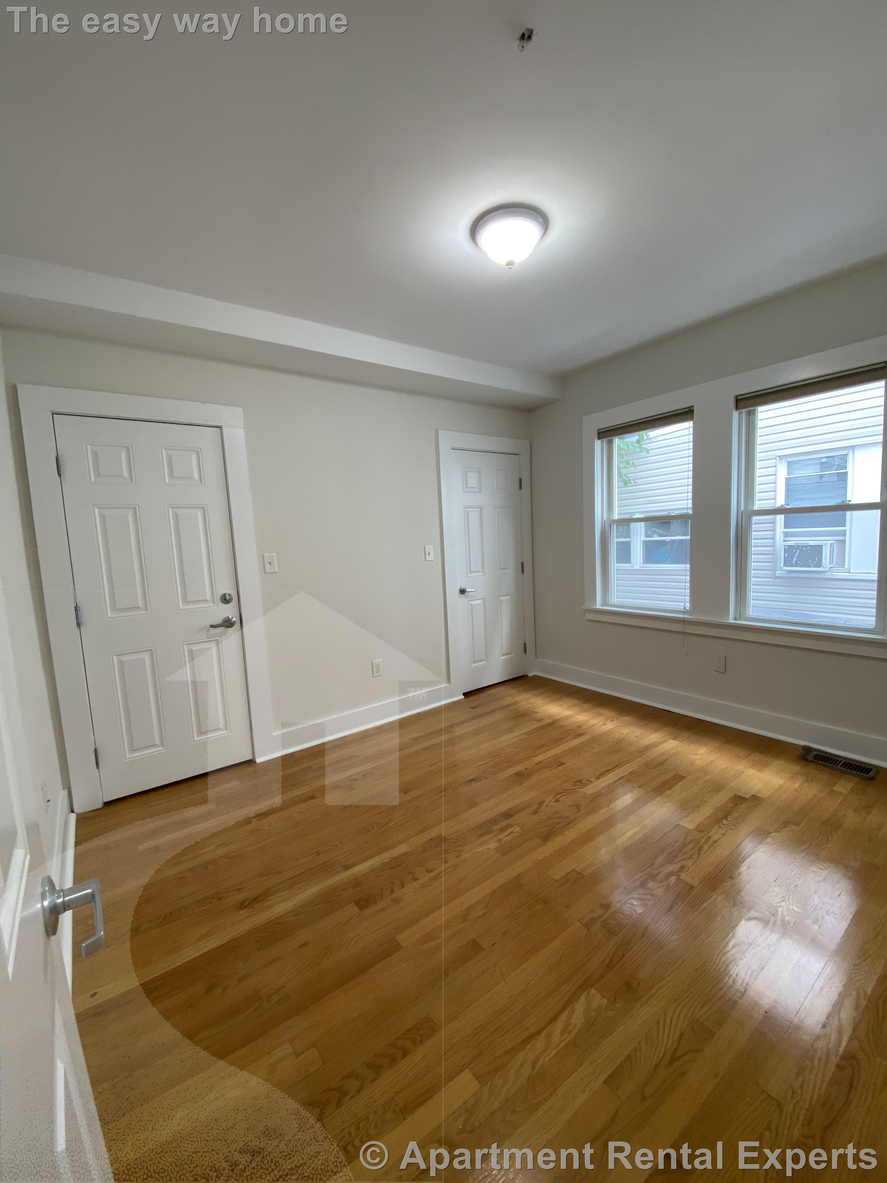 8 Silvey Pl, Porter Square