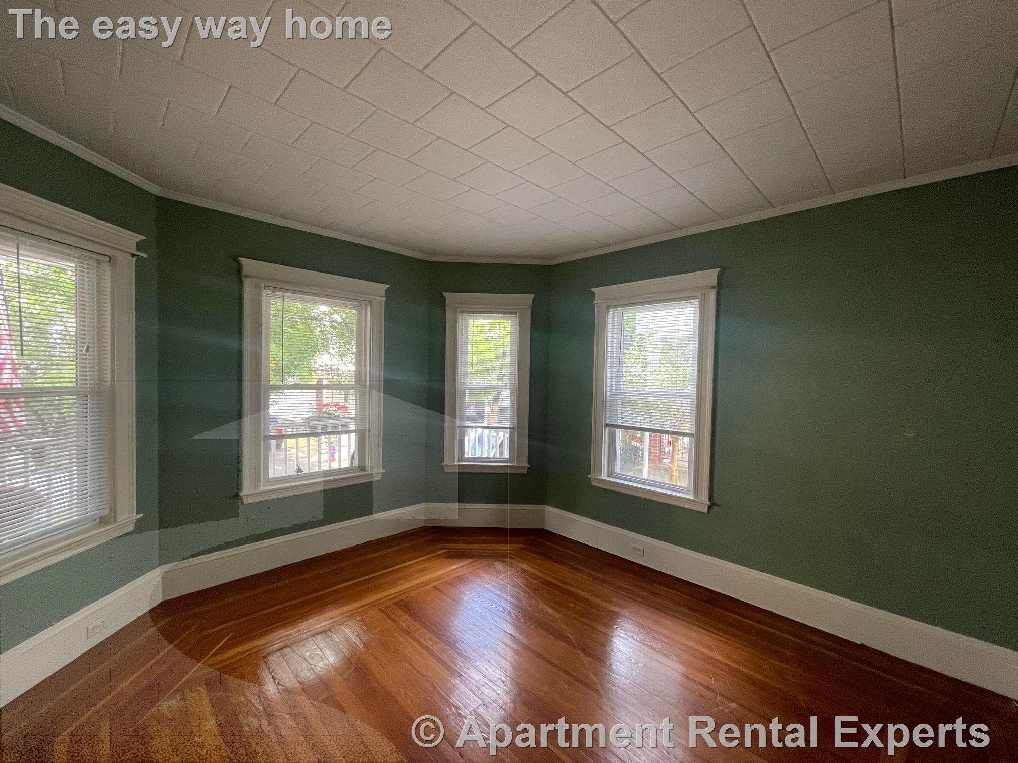 4 Ossipee Rd, Teele Square