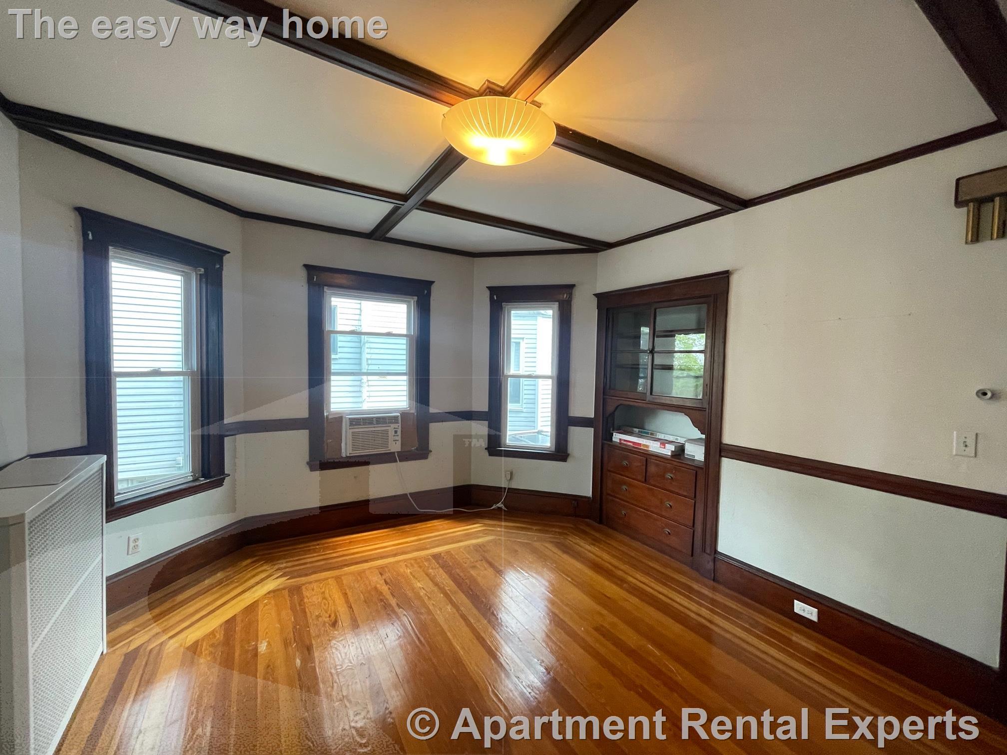 4 Ossipee Rd, Teele Square