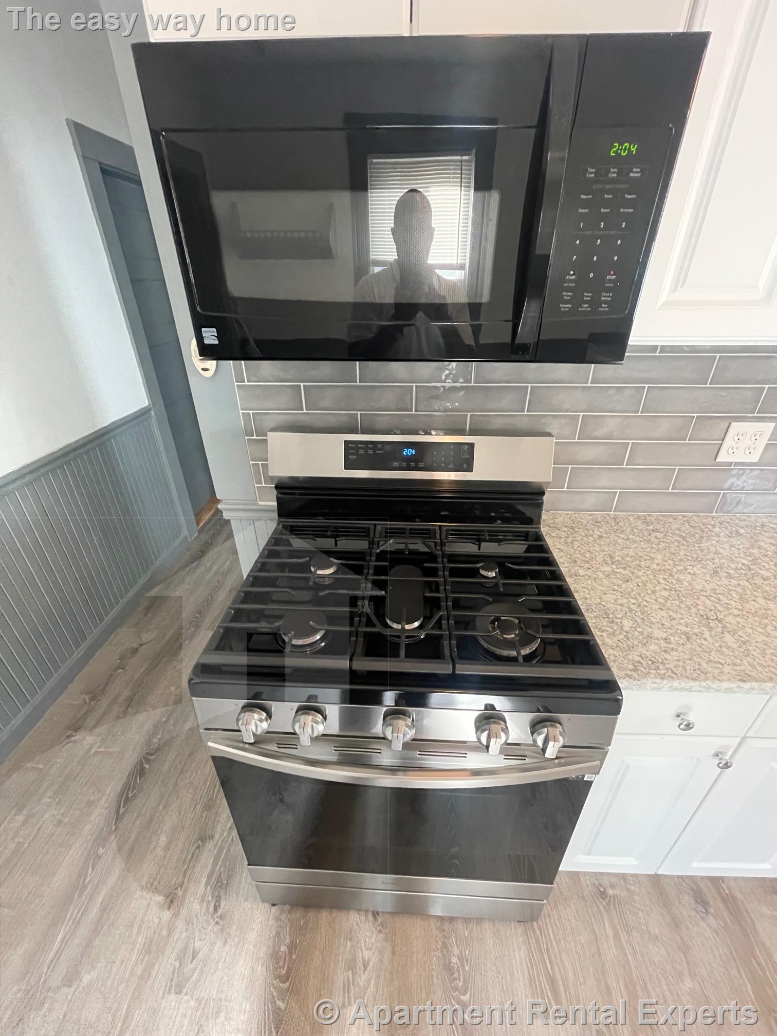 4 Ossipee Rd, Teele Square