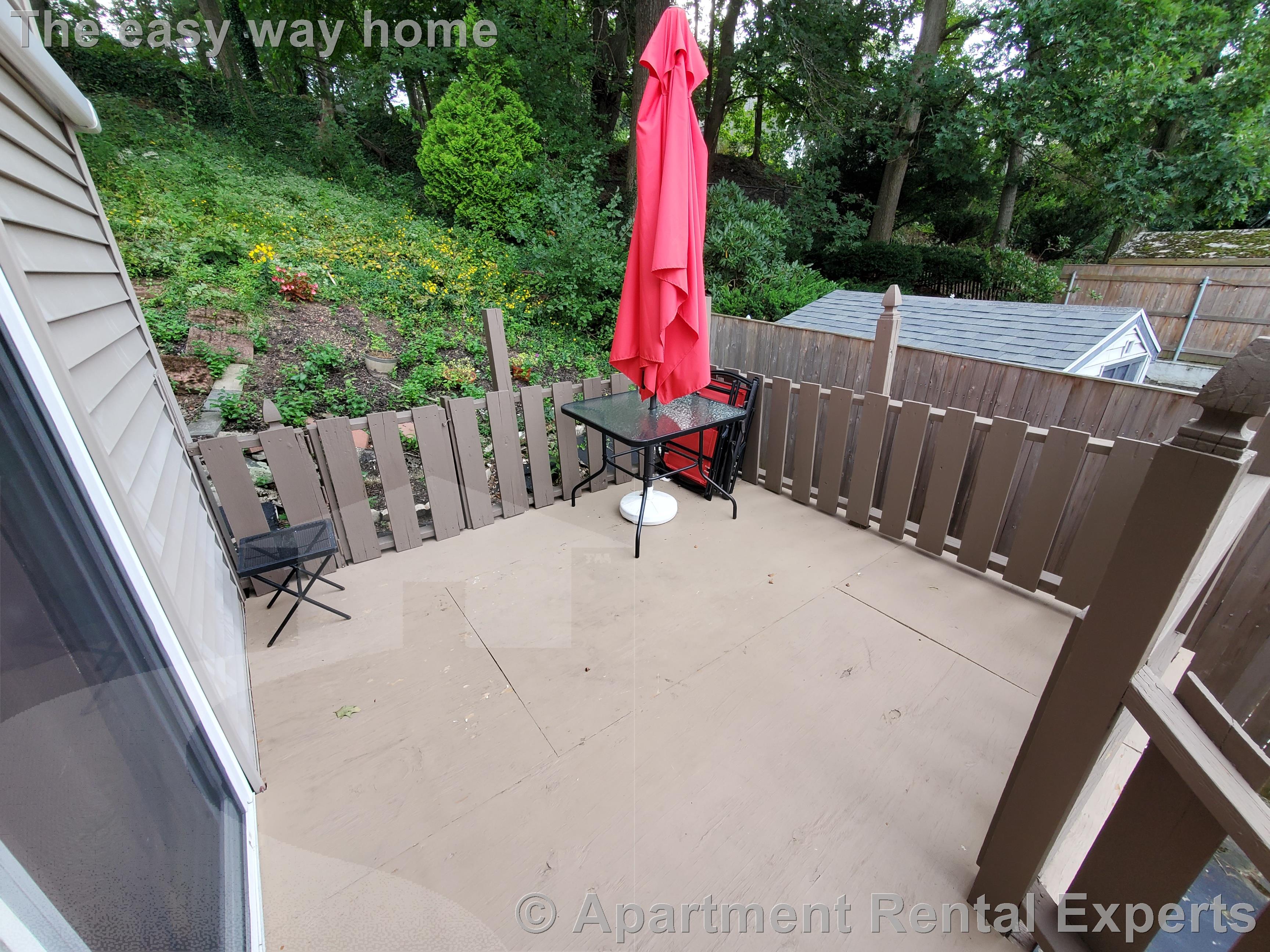 137 Fern Rd, Medford Square