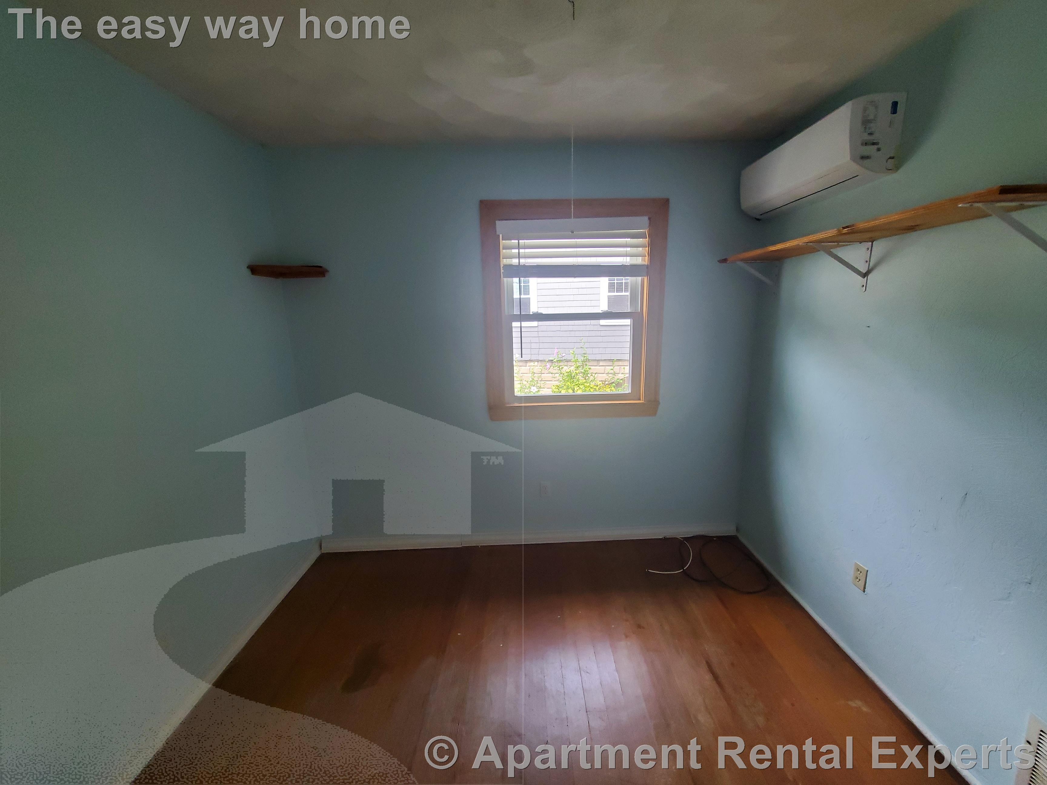 137 Fern Rd, Medford Square