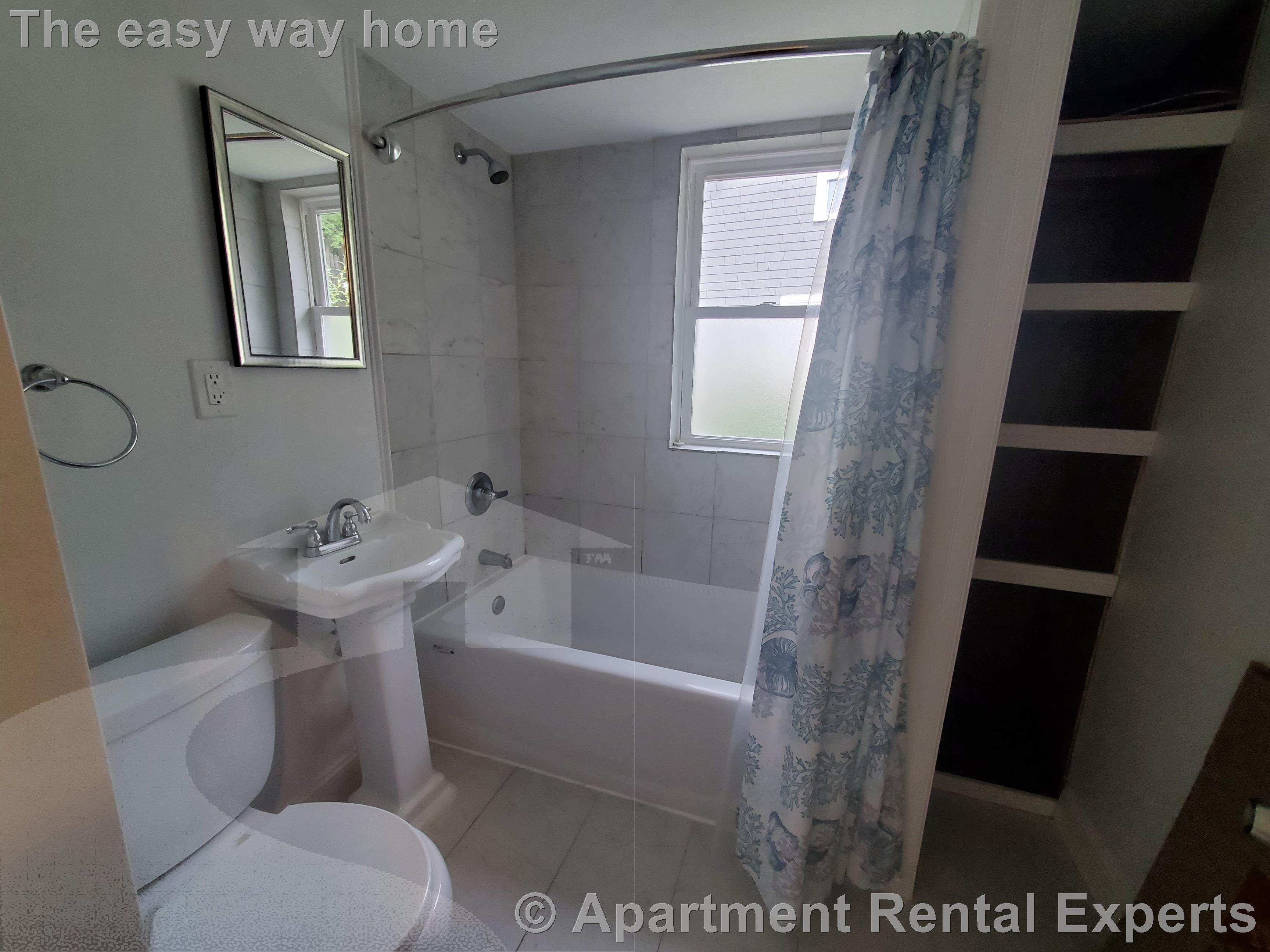 137 Fern Rd, Medford Square