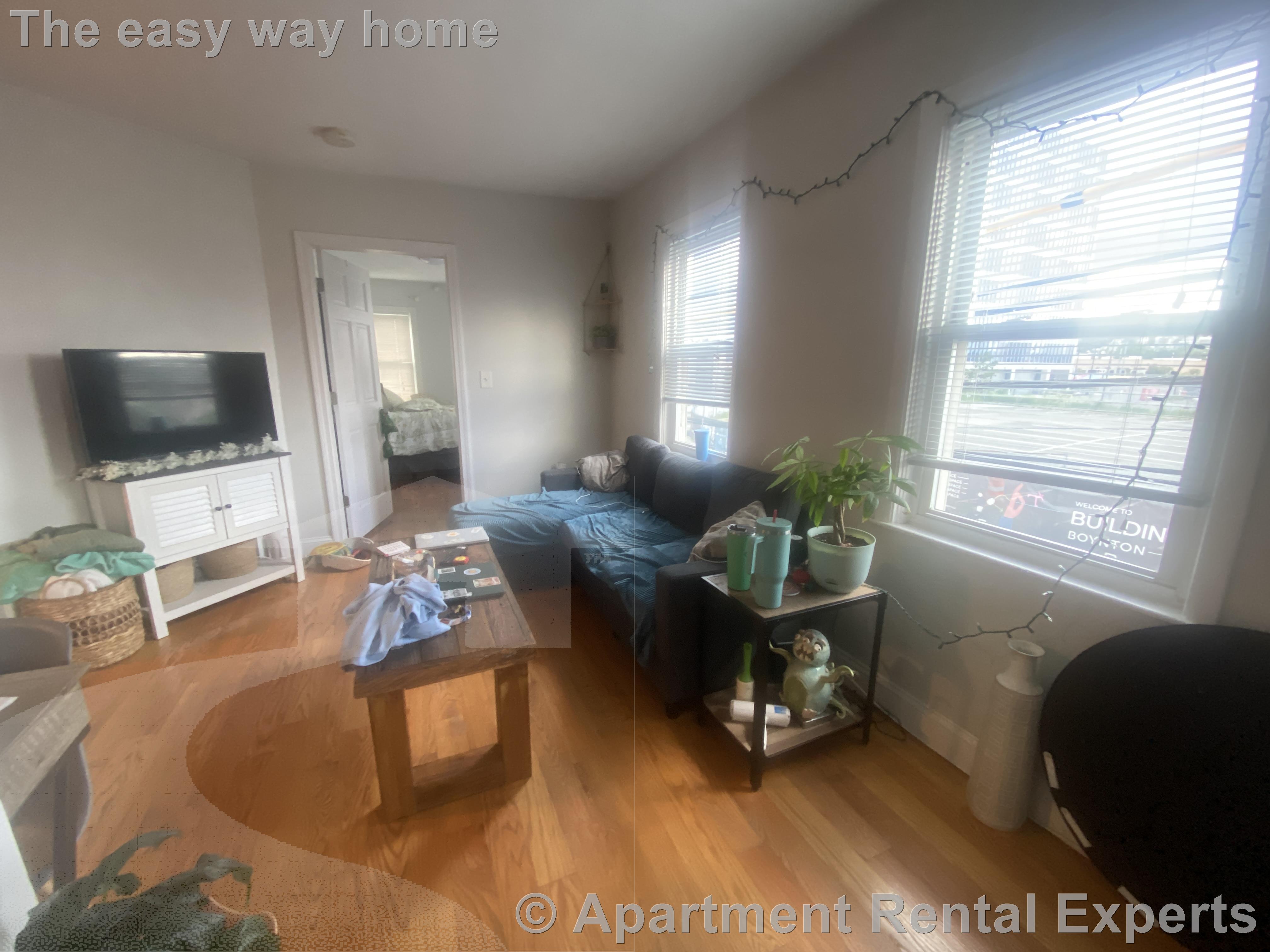 46 South St, Inman Square