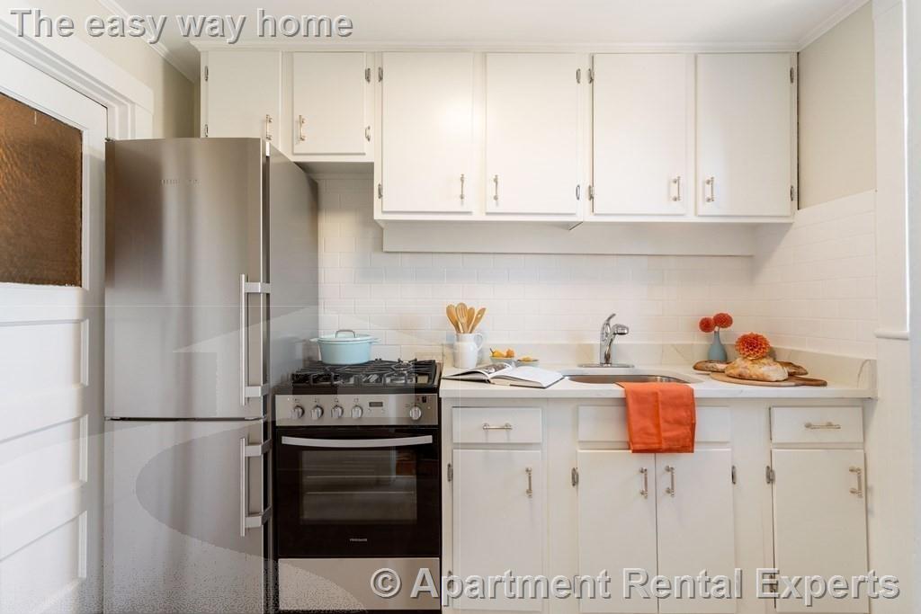 10 Dana St, Harvard Square