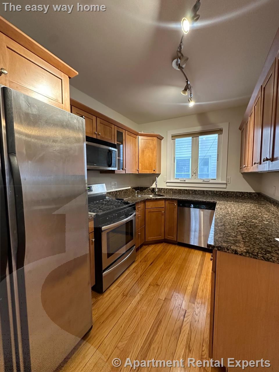 8 Silvey Pl, Porter Square