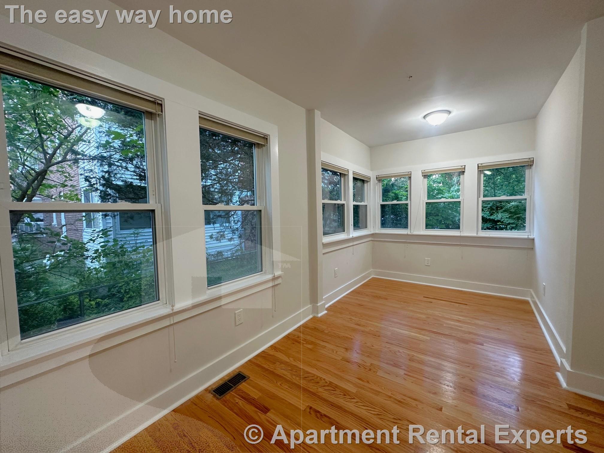 8 Silvey Pl, Porter Square