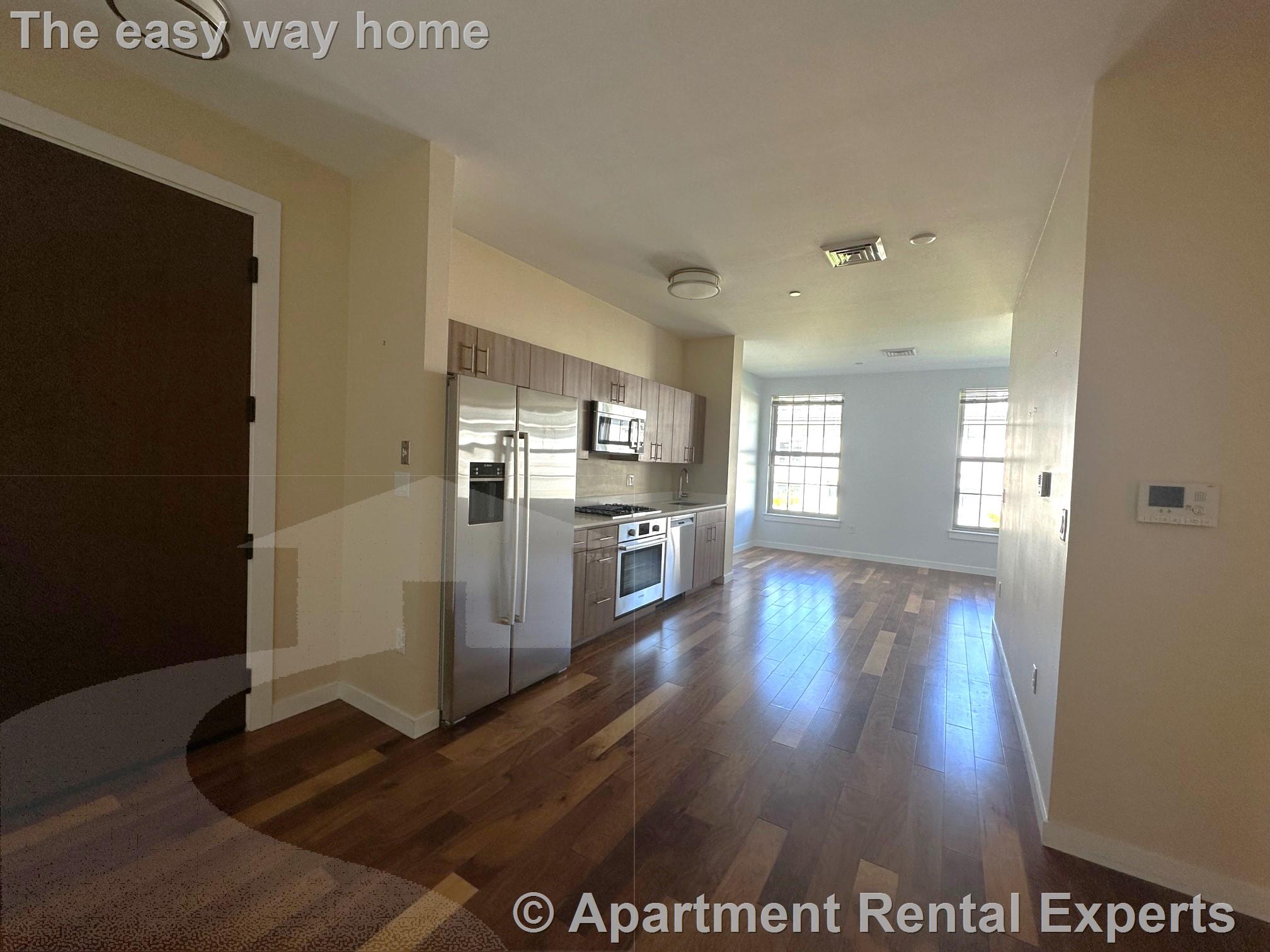 45 First Ave, Charlestown